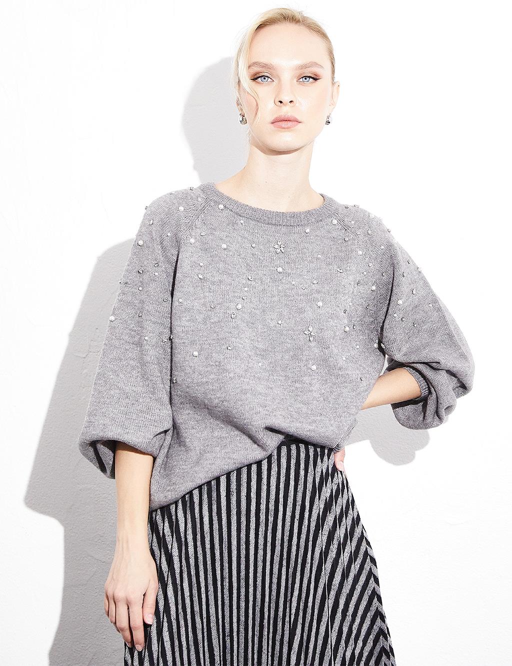 Exclusive Stone and Pearl Raglan Sleeve Knit Blouse Gray