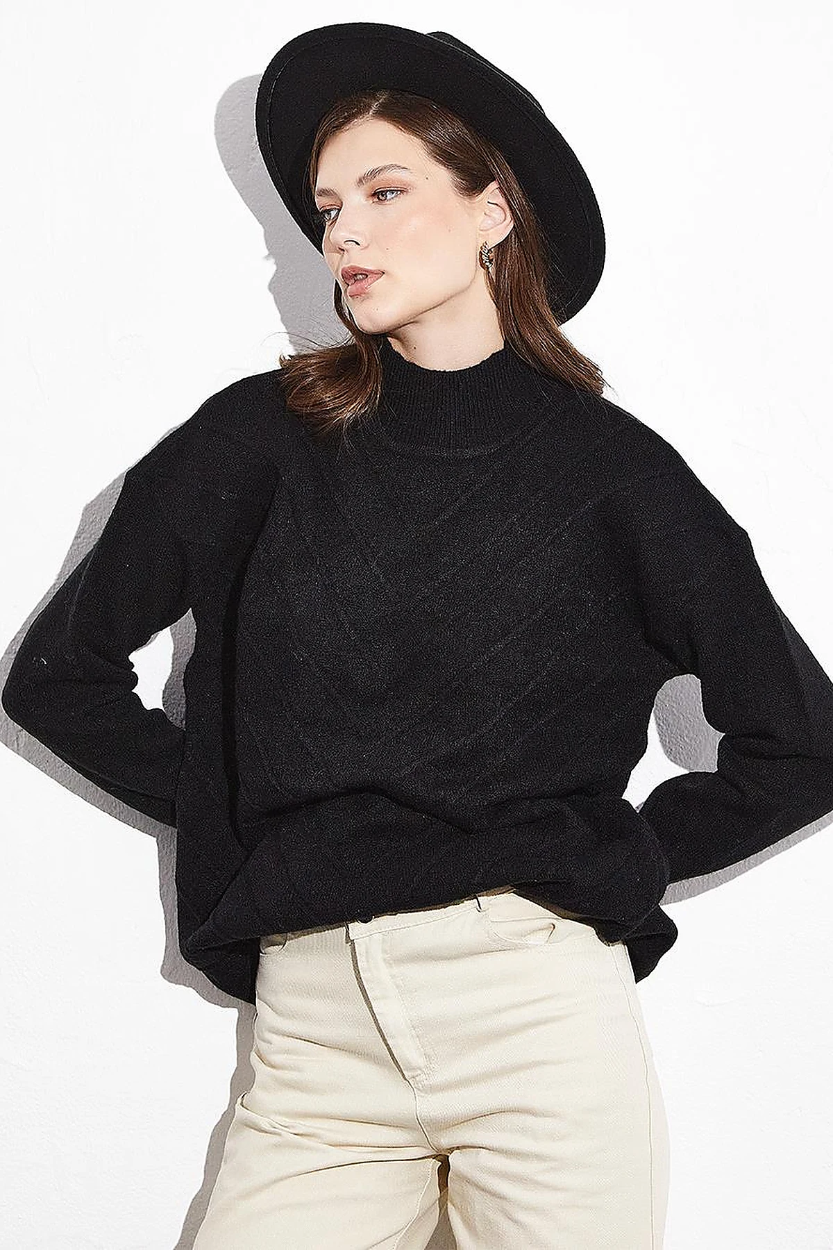Exclusive Fisherman's Collar Textured Knit Tunic Black