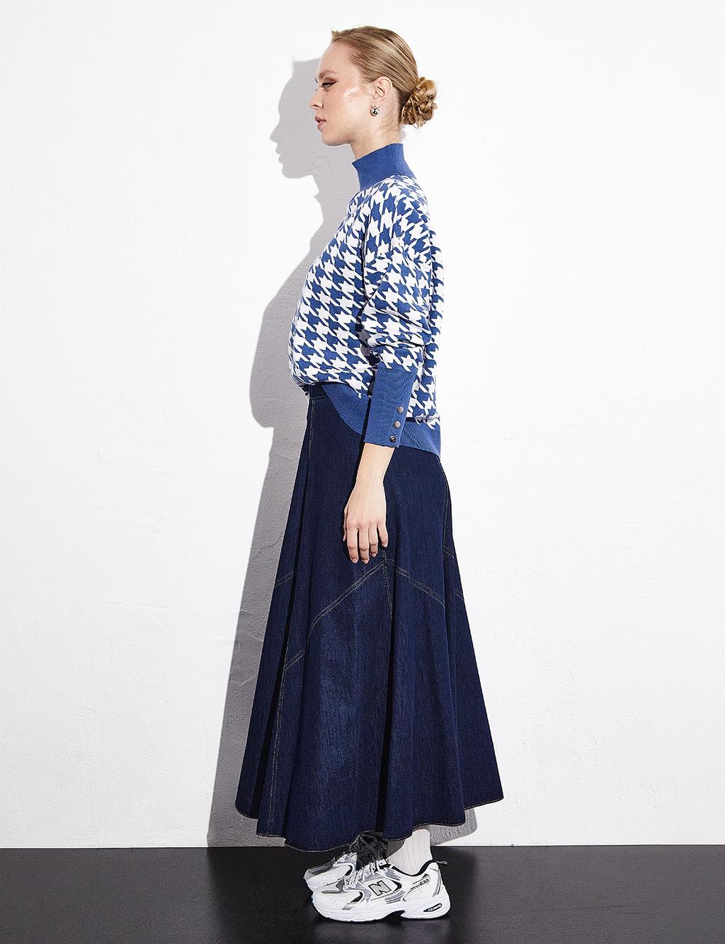 Exclusive Turtleneck Goose Feet Pattern Knitwear Blouse Indigo Ecru