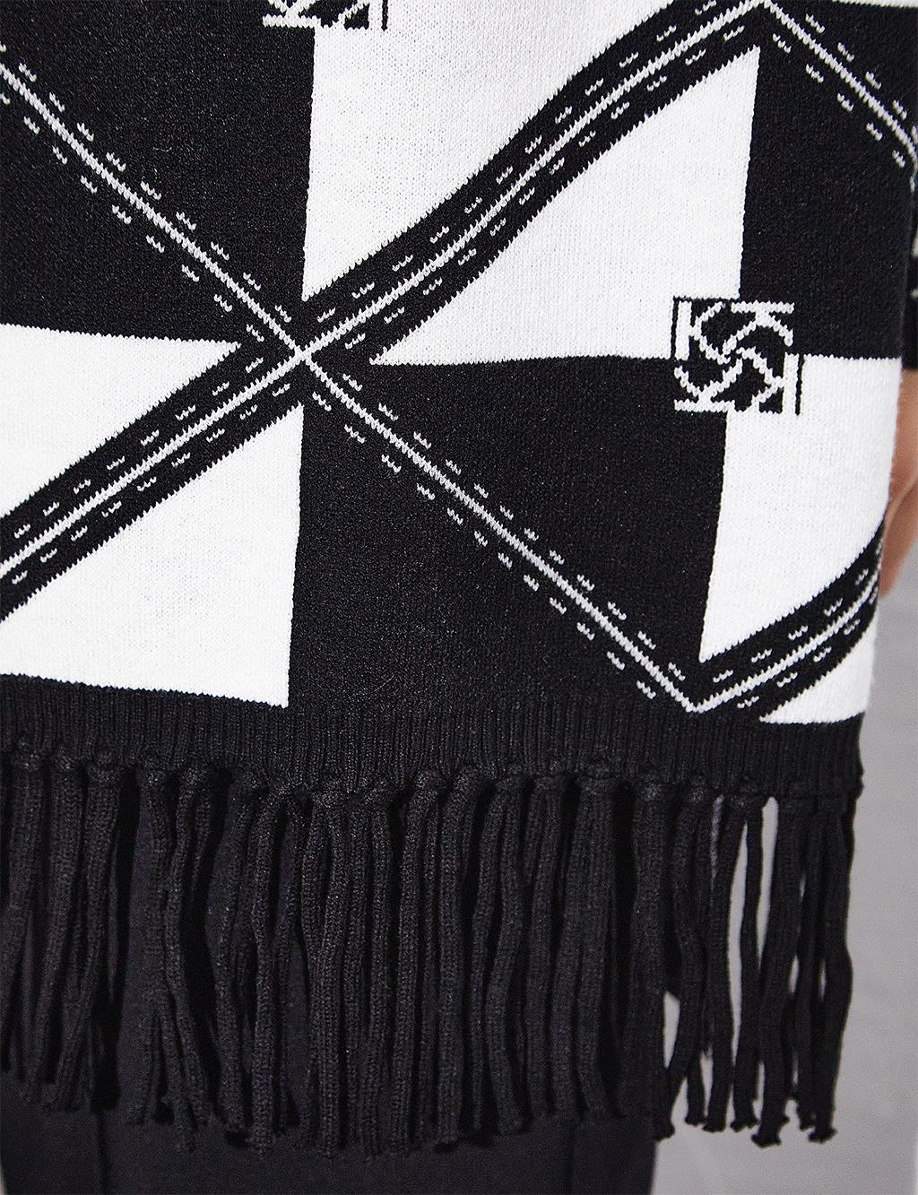 Exclusive Fringed Monogram Design Knit Cardigan Black Optical White