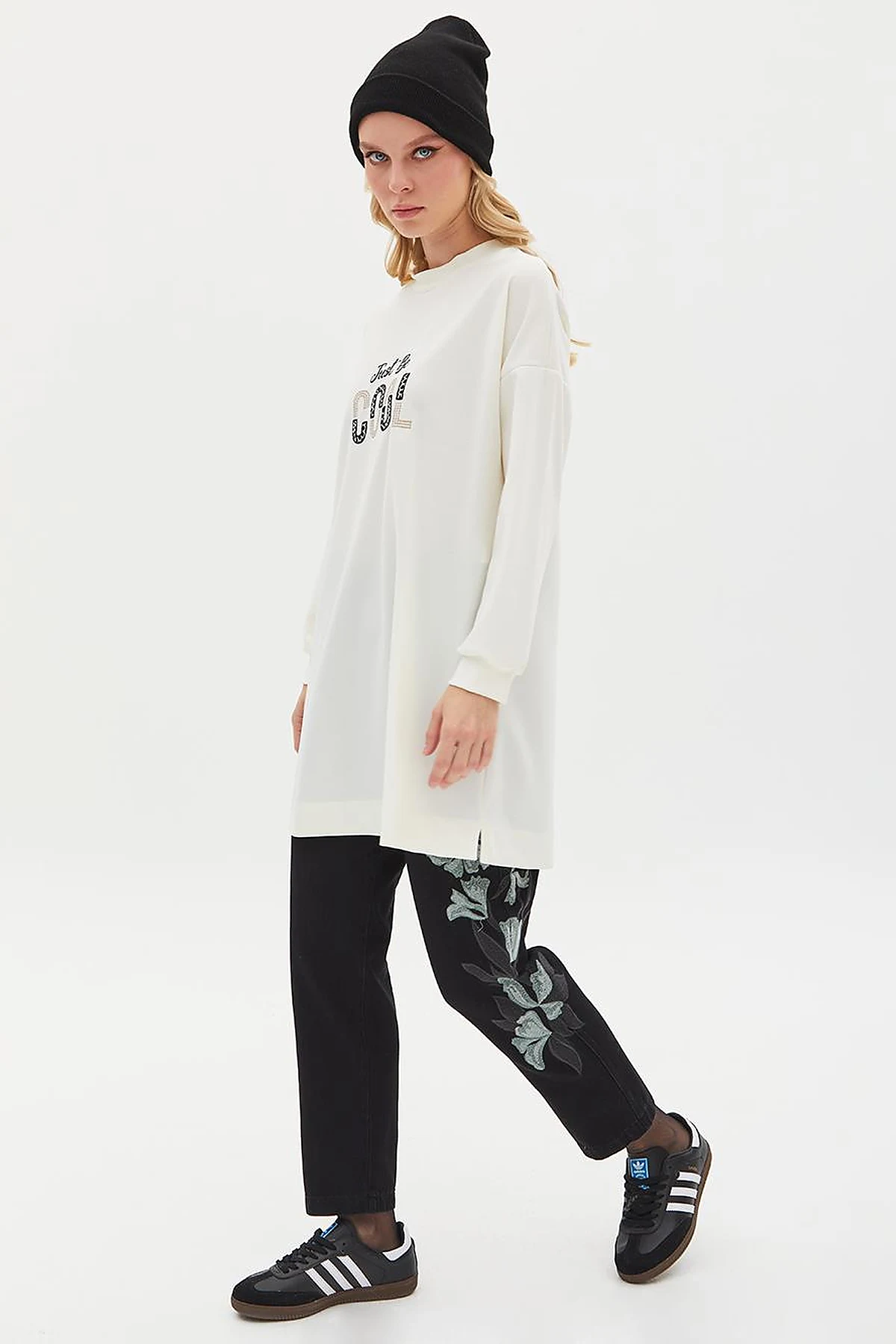 Slogan Embroidered Sweat Ecru