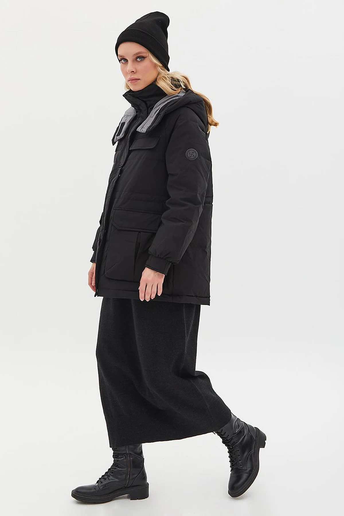 Pocket Detail Stand-up Collar Goose Feather Coat Black