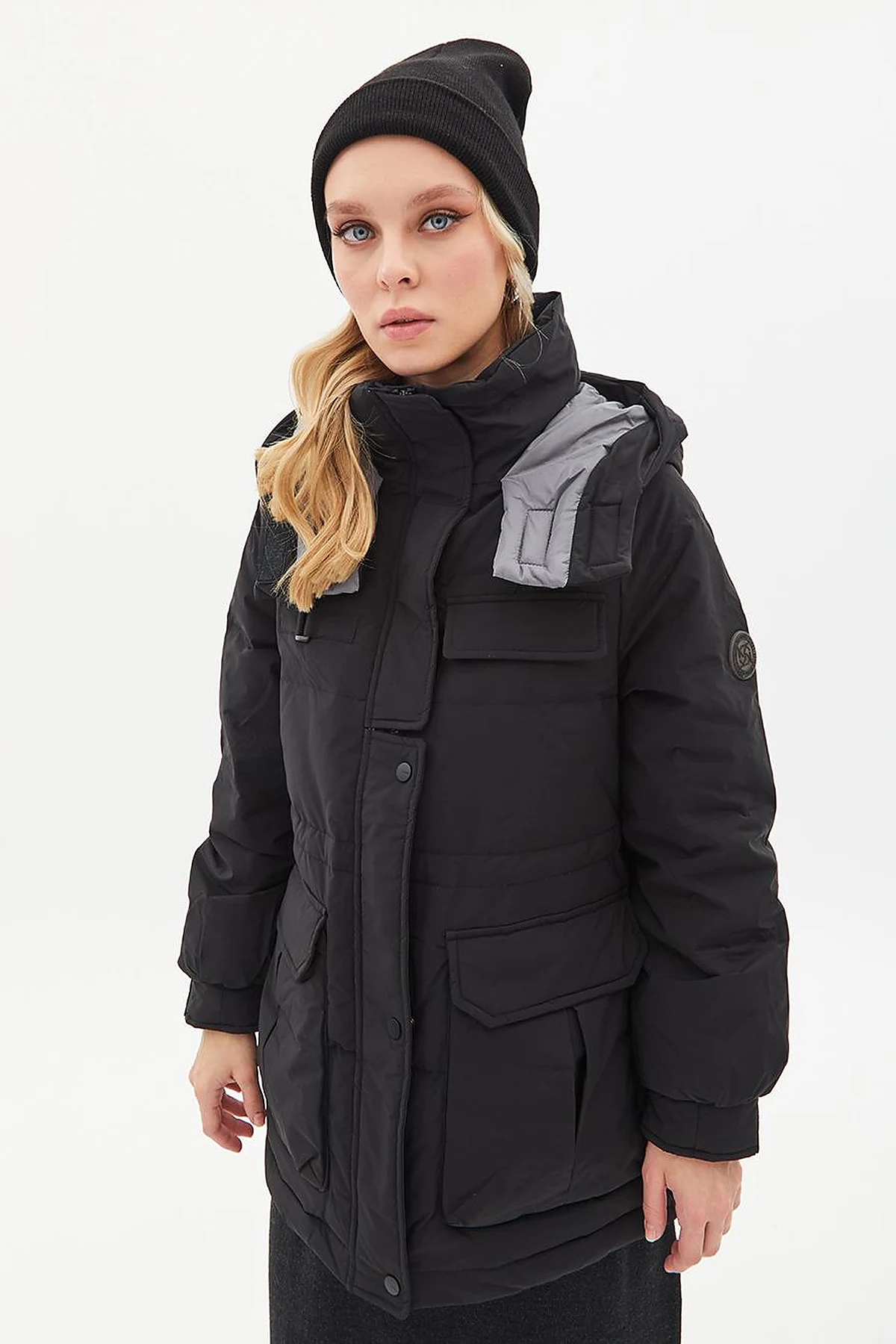 Pocket Detail Stand-up Collar Goose Feather Coat Black