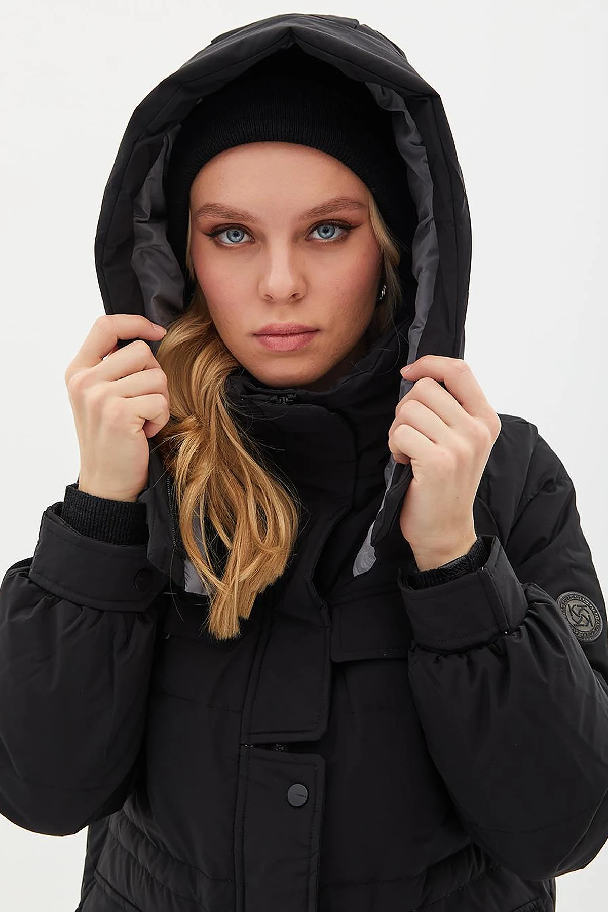 Pocket Detail Stand-up Collar Goose Feather Coat Black