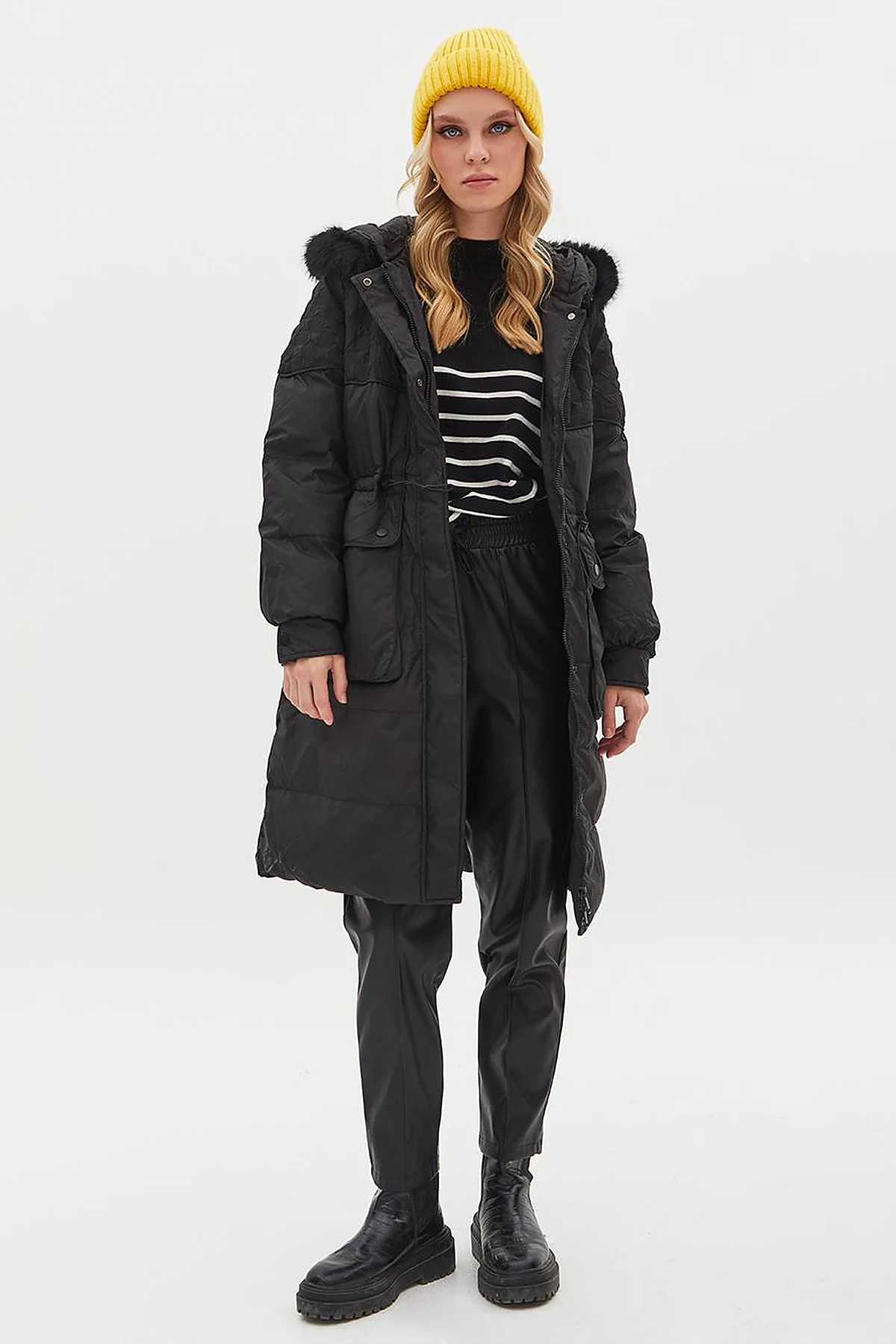 Faux Fur Fabric Garnished Goose Down Coat Black