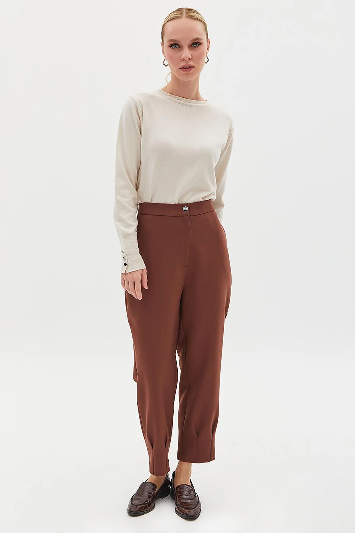 Pleated Leg Trousers Brown