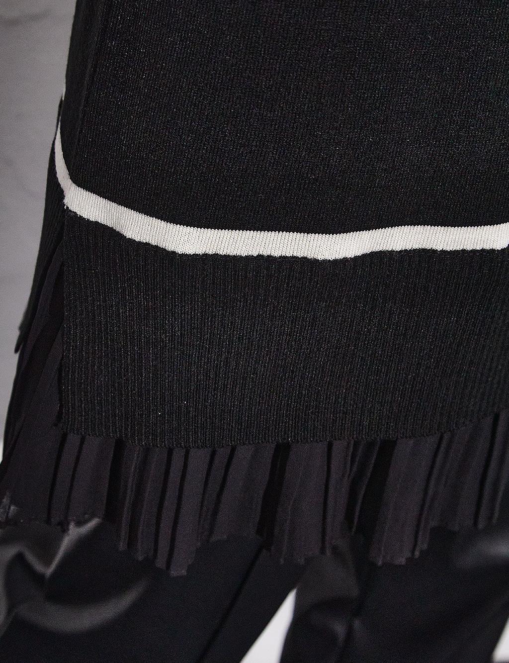 Katman Detaylı Eteği Piliseli Tunik Siyah