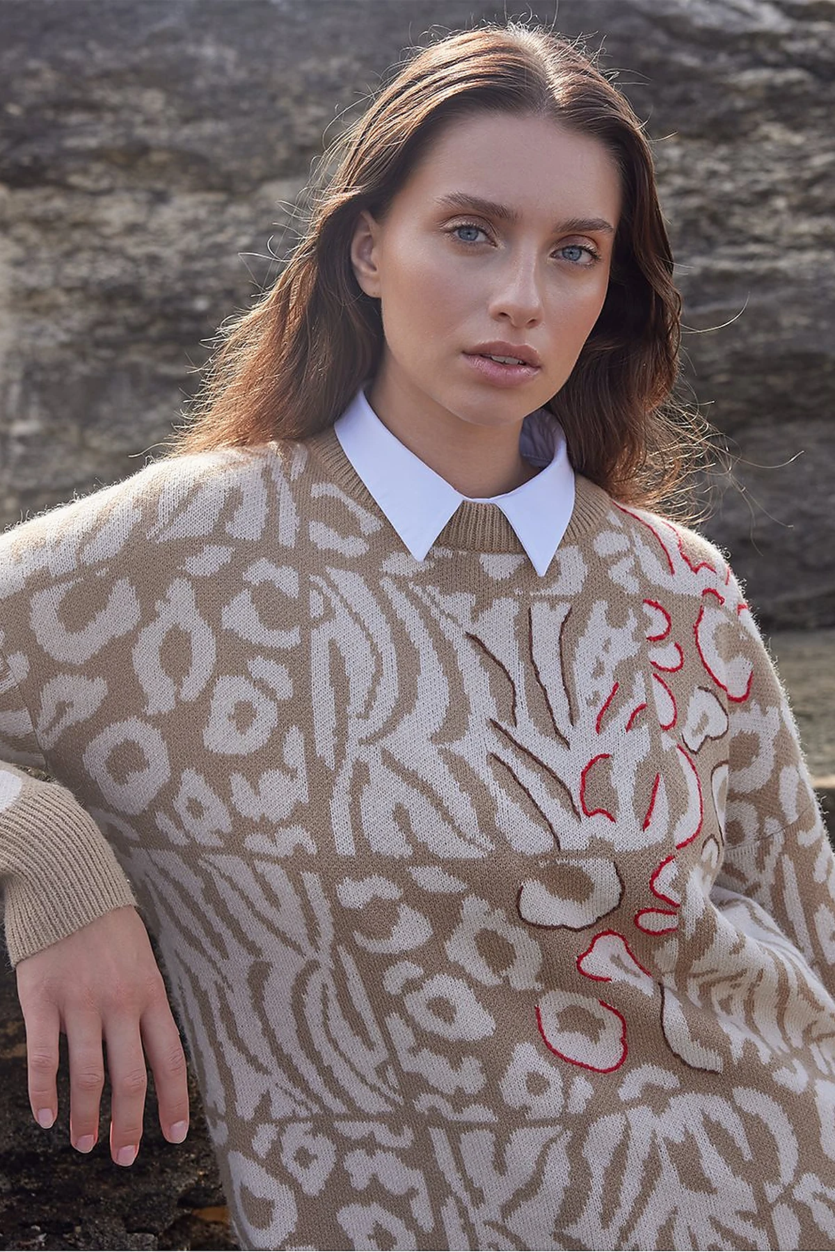 Exclusive Soyut Desenli Triko Tunik Bej-Ekru