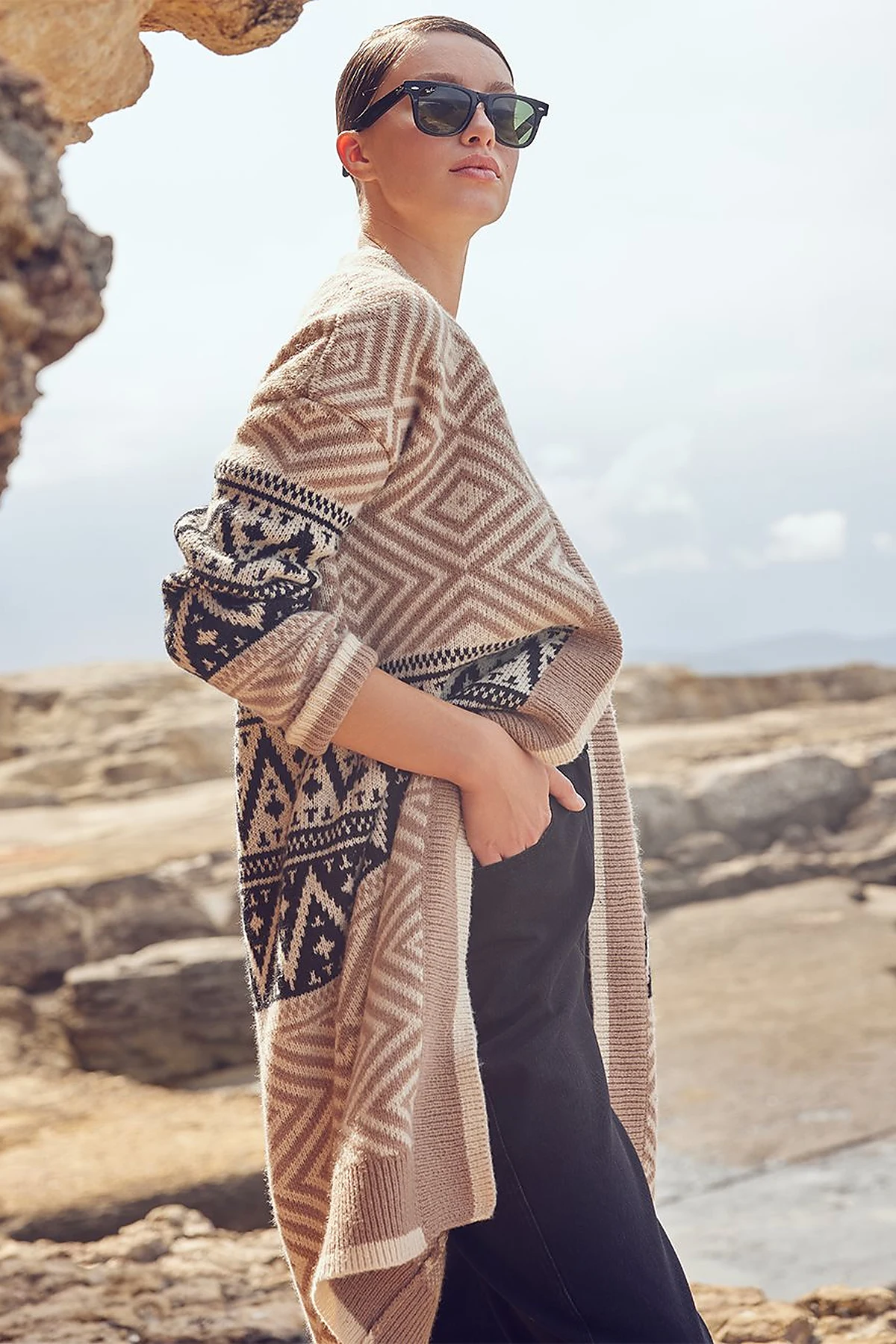 Exclusive Ethnic Patterned Knitwear Cardigan Beige