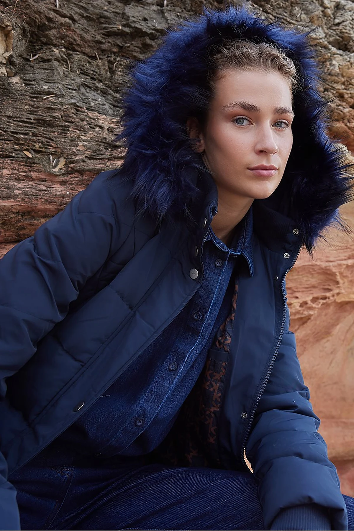 Down Coat With Belt Navy