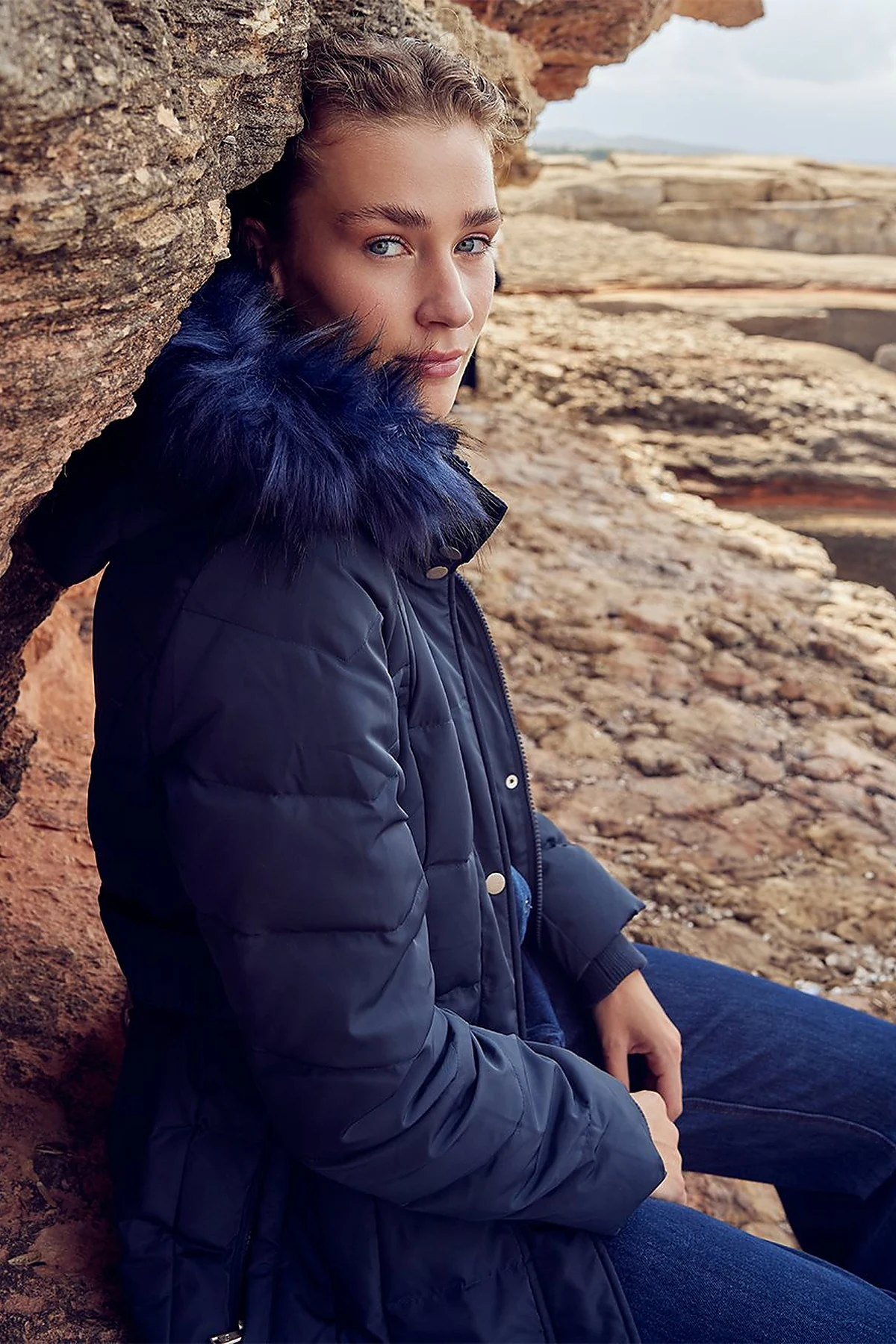 Down Coat With Belt Navy