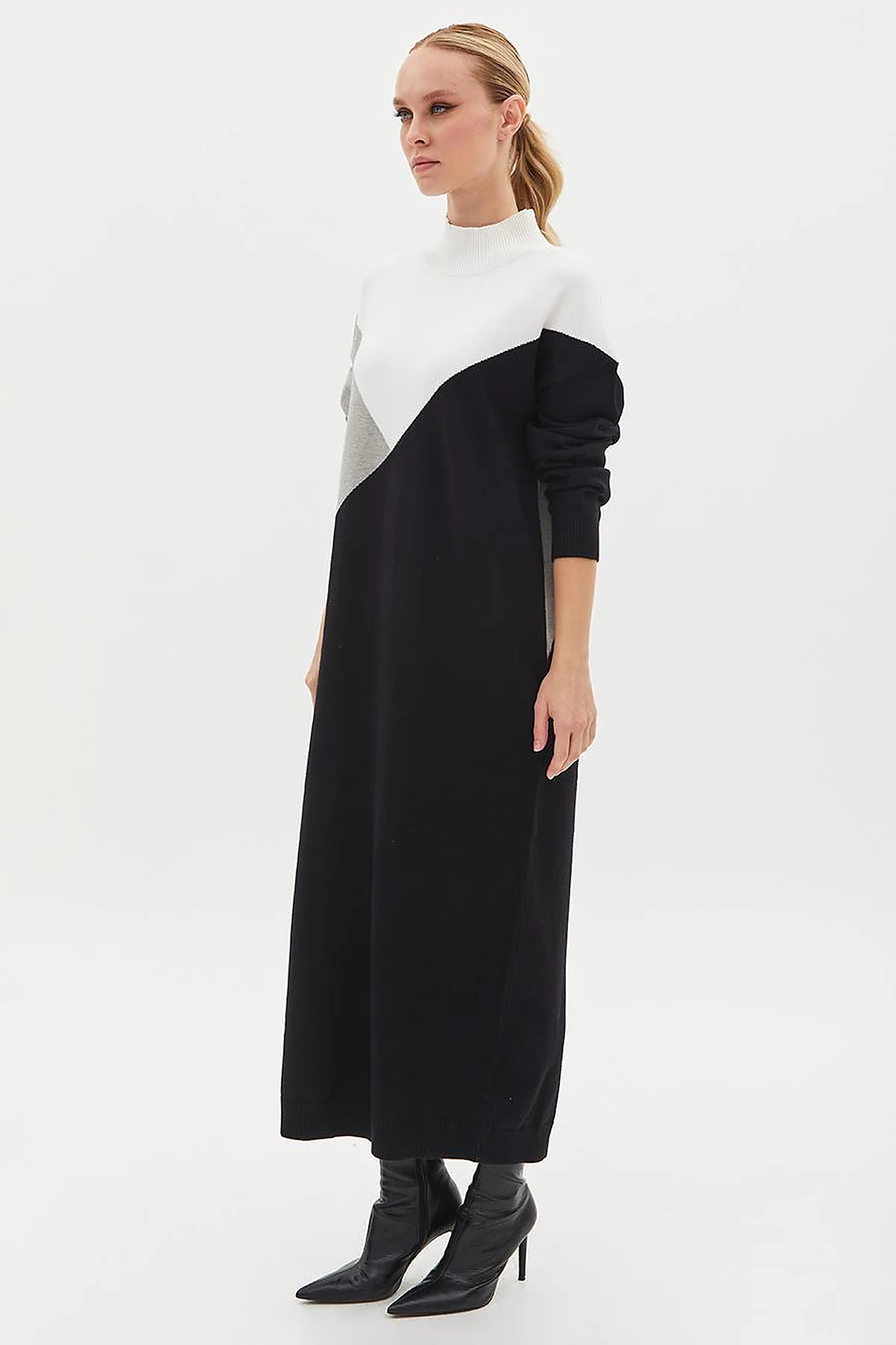 Exclusive Turtleneck Colorful Knitwear Dress Black