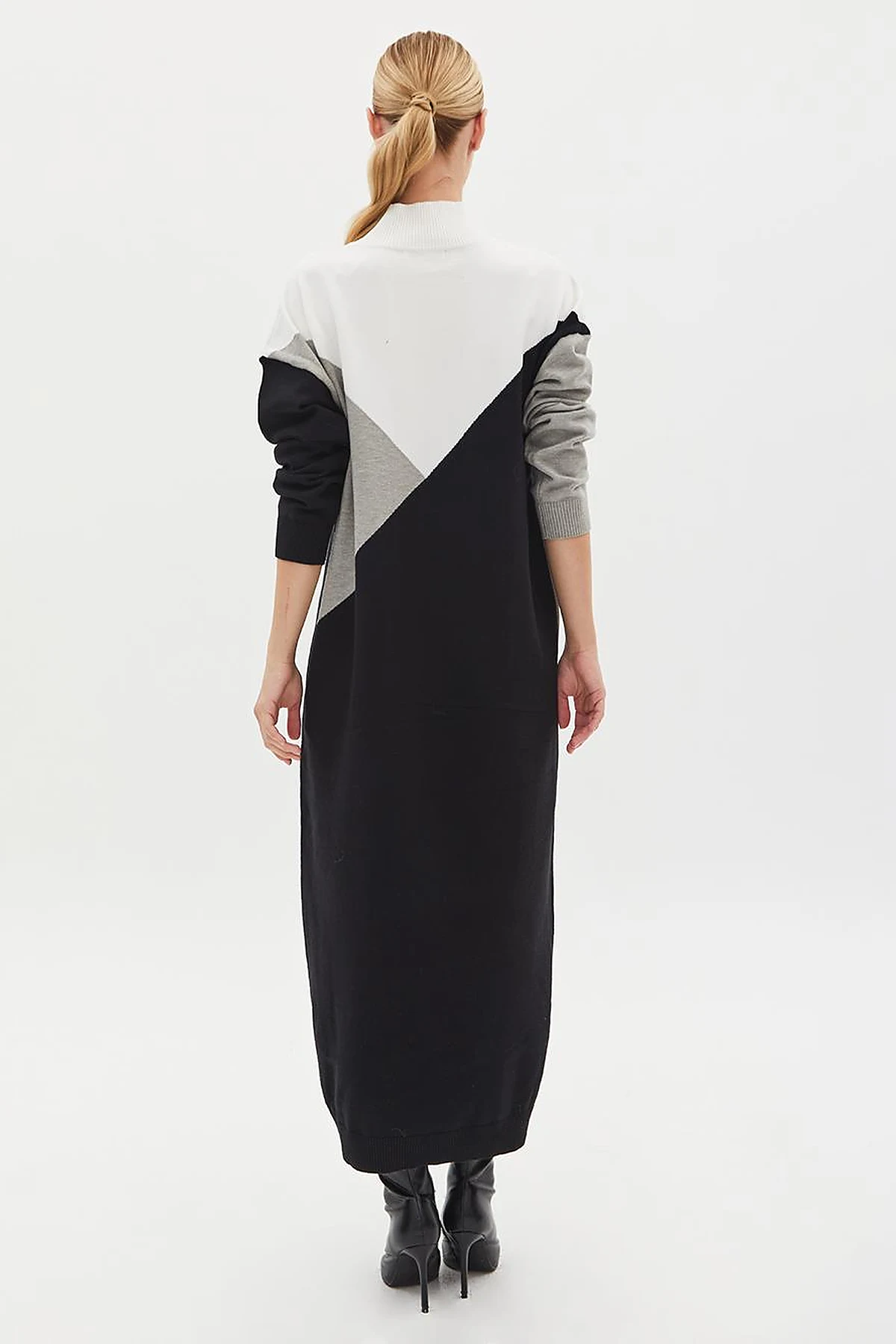Exclusive Turtleneck Colorful Knitwear Dress Black