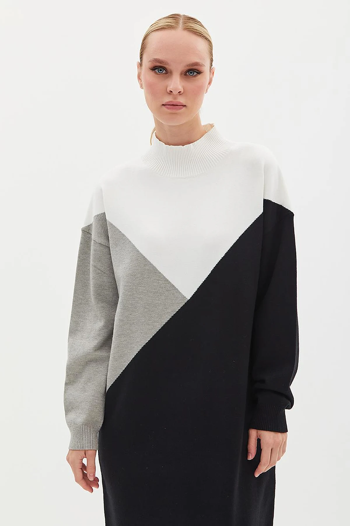 Exclusive Turtleneck Colorful Knitwear Dress Black