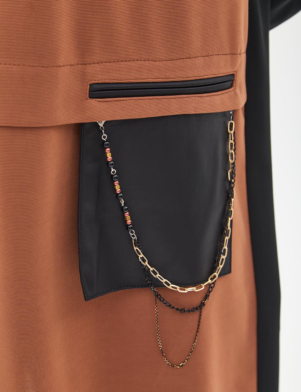 Chain Detail Fabric Mixed Sweatshirt Brown