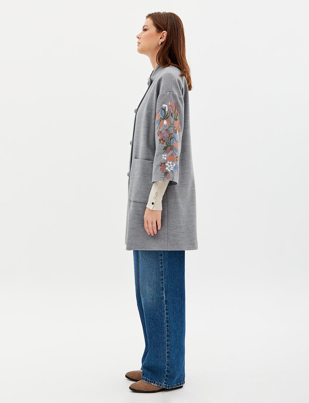 Buttoned Floral Embroidered Coat Gray