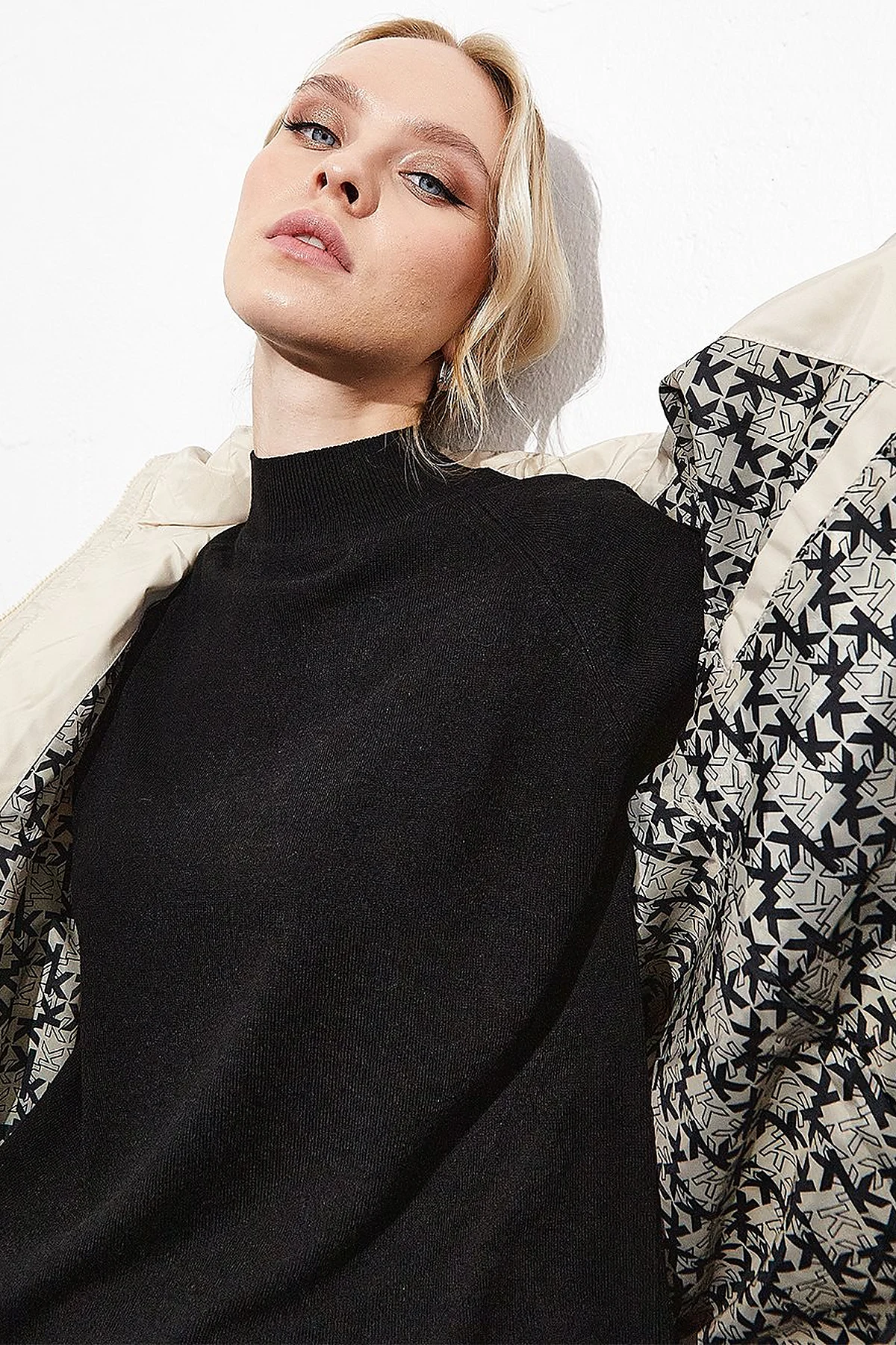 Quilted Stand Collar Hooded Fur Coat Cream