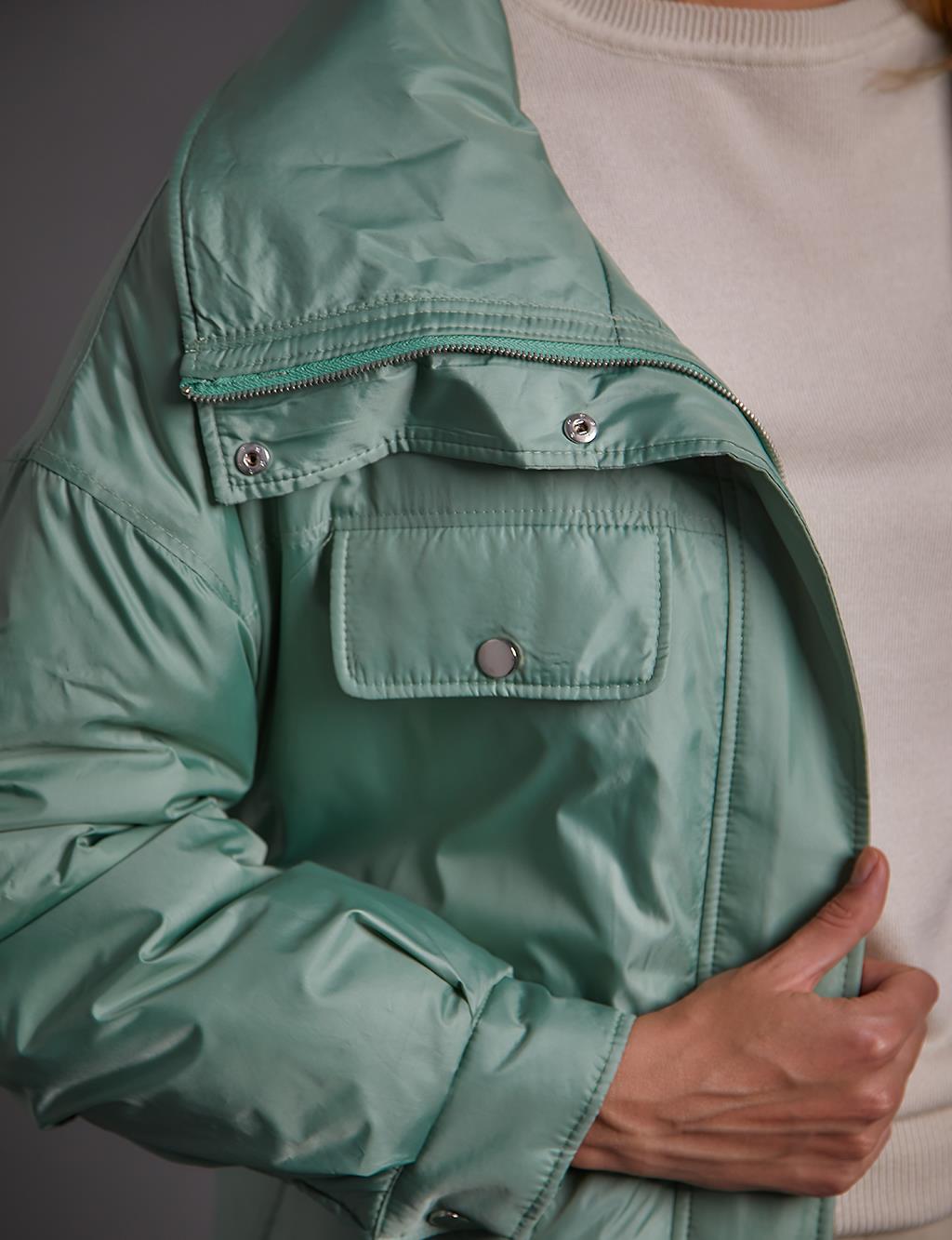 Pocket Detailed Drawstring Waist Coat Ice Green