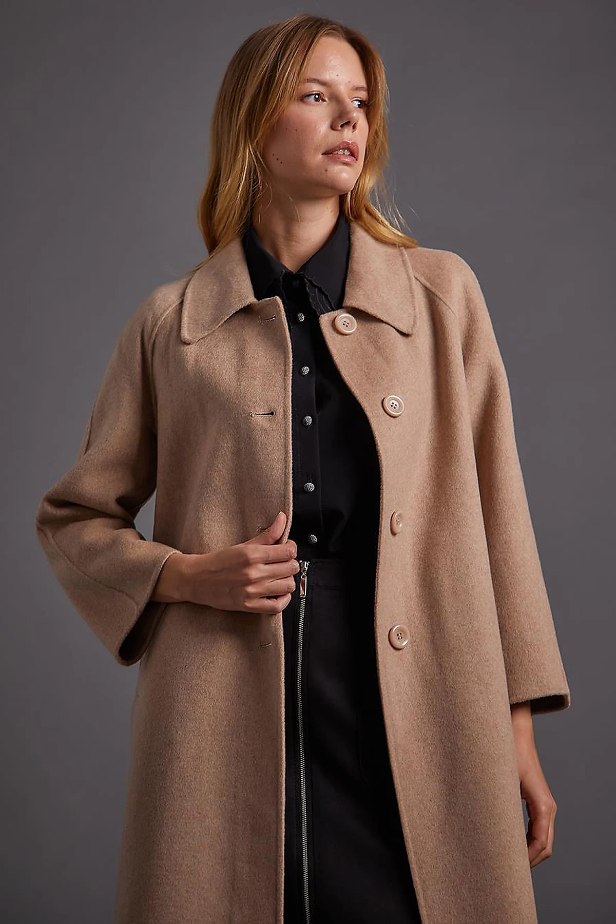 Premium Wool Buttoned Wide Collar Coat Beige