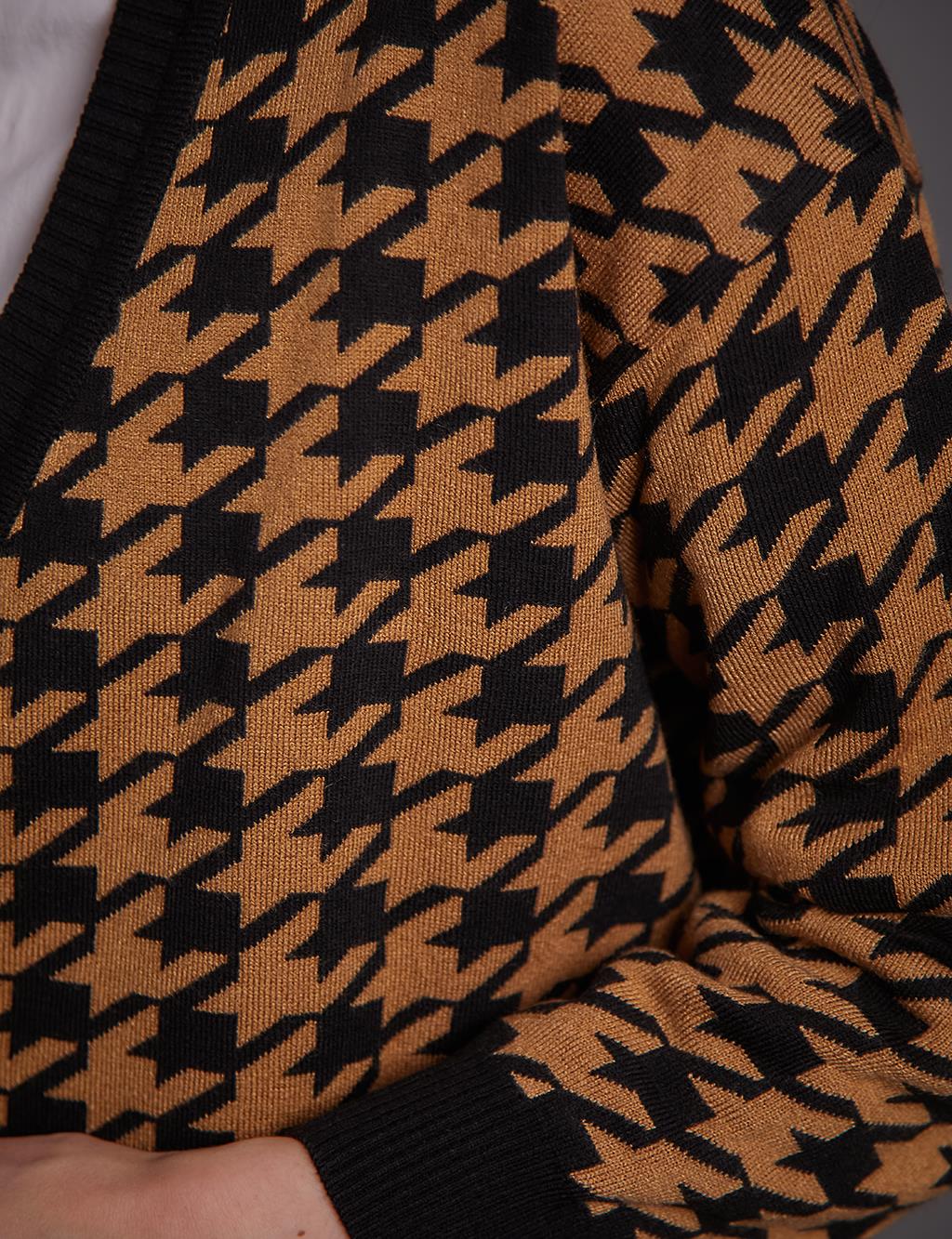 Large Houndstooth Pattern Cardigan Black Beige