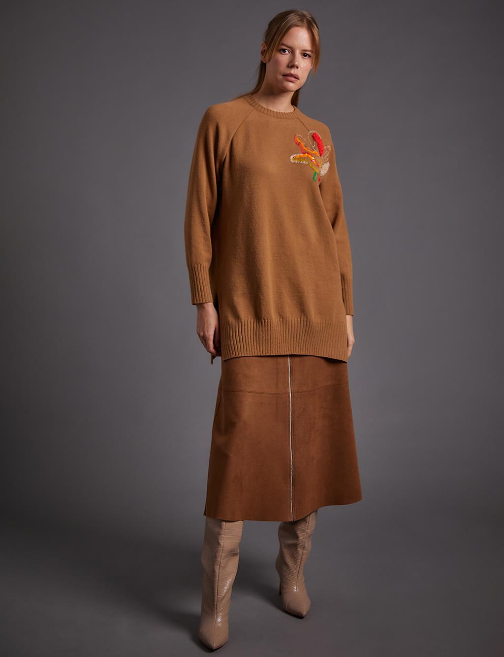 Floral Embroidered Knitwear Tunic Milk Brown