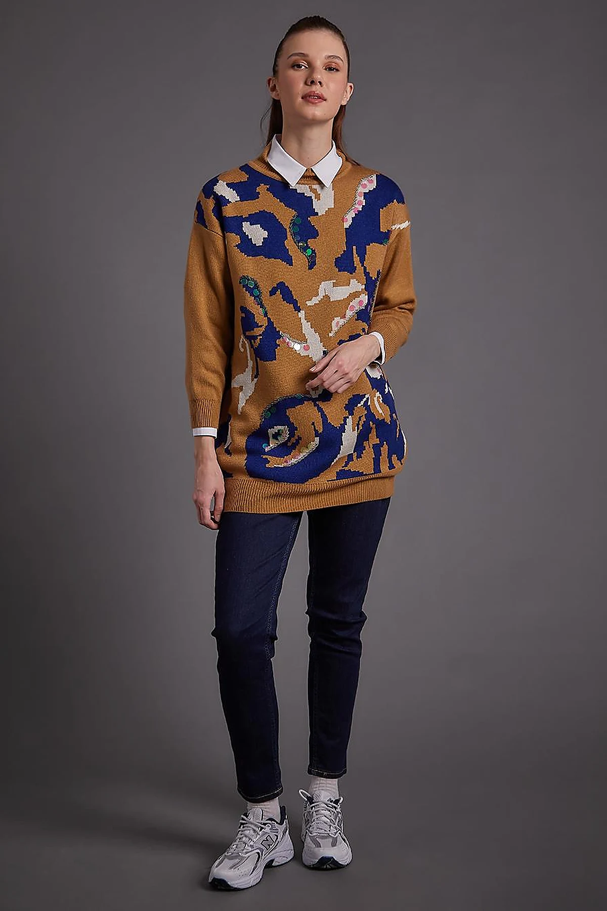Abstract Pattern Sequin and Bead Embroidered Knitwear Tunic Camel