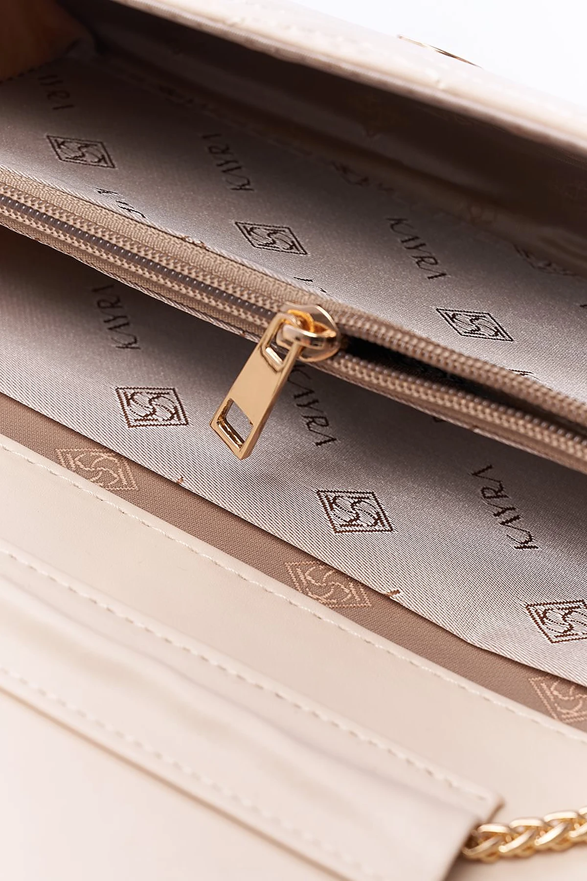 Envelope Form Bag Cream with Logo