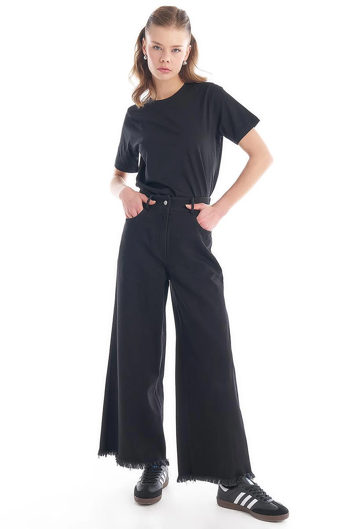 Beli Lastikli Püsküllü Denim Pantolon Siyah