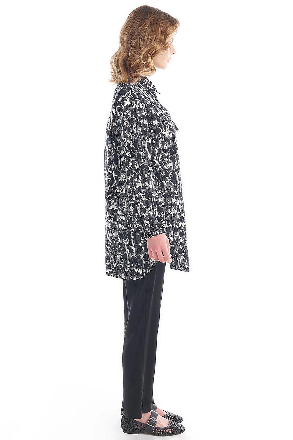 Tunic with Pocket Detail and Garnish in Black-Grey