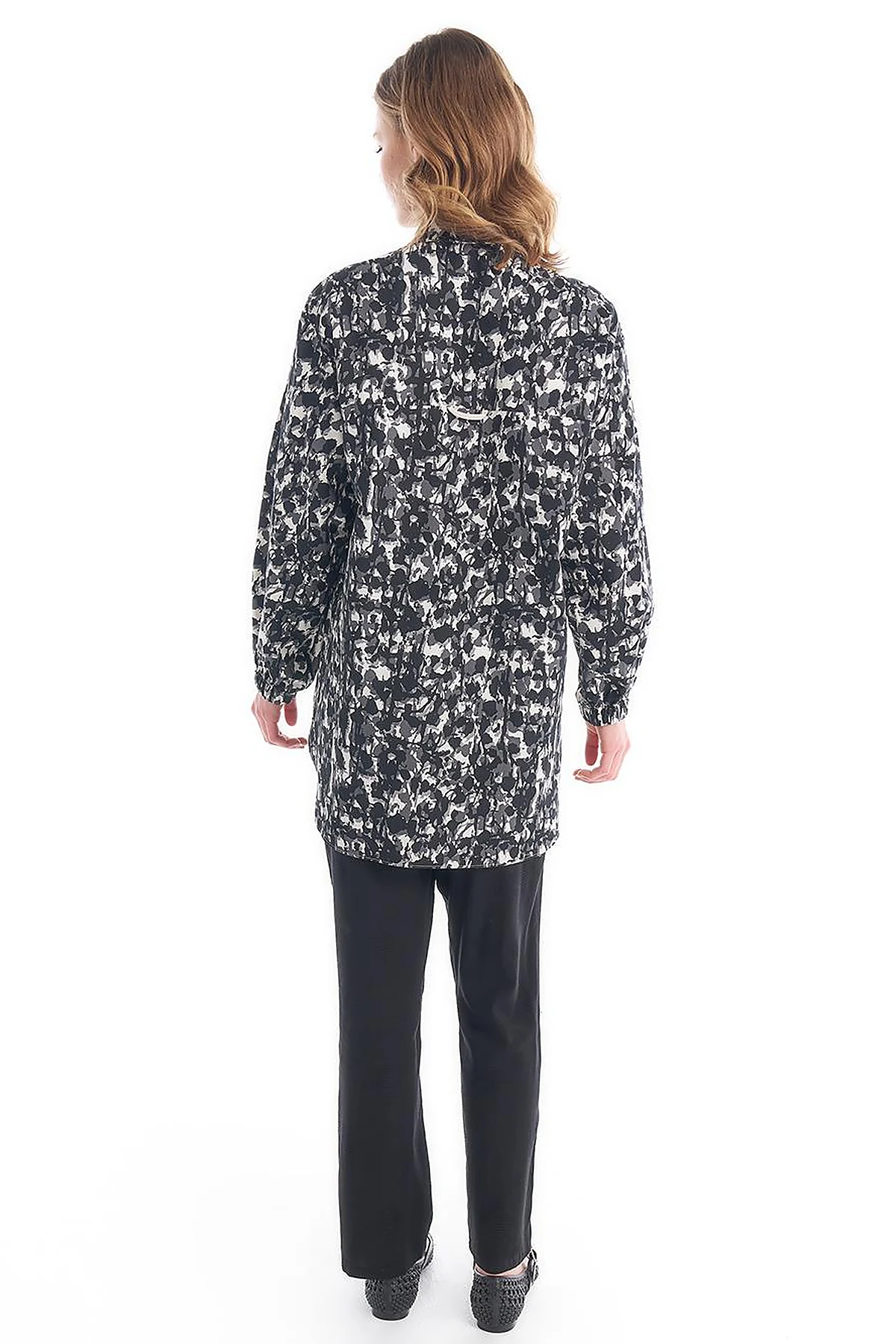 Tunic with Pocket Detail and Garnish in Black-Grey