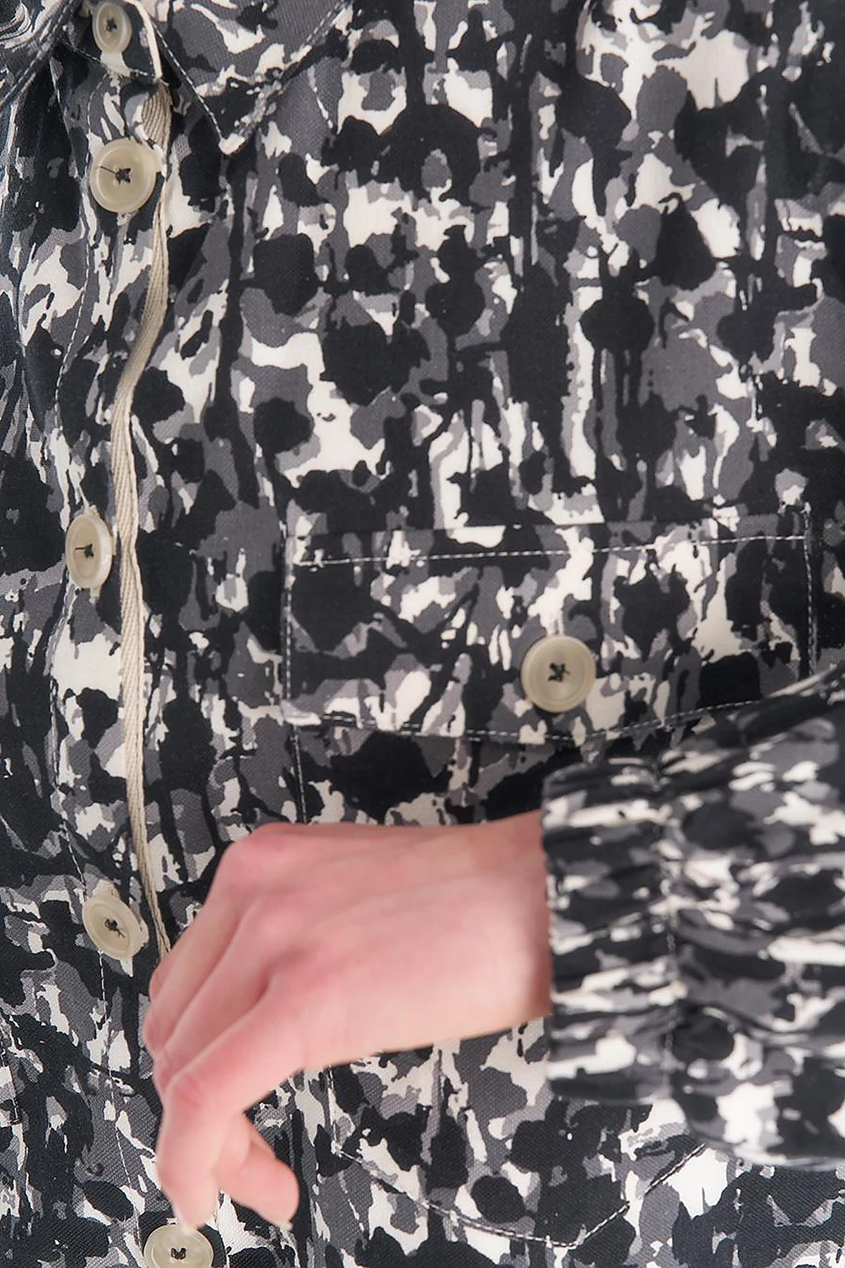 Tunic with Pocket Detail and Garnish in Black-Grey