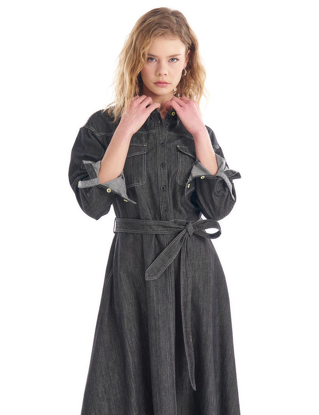 Contrast Stitched Double Pocket Denim Dress Black