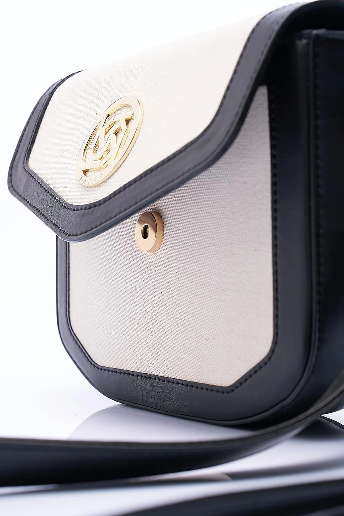 Faux Leather Mixed Canvas Bag Black-Cream