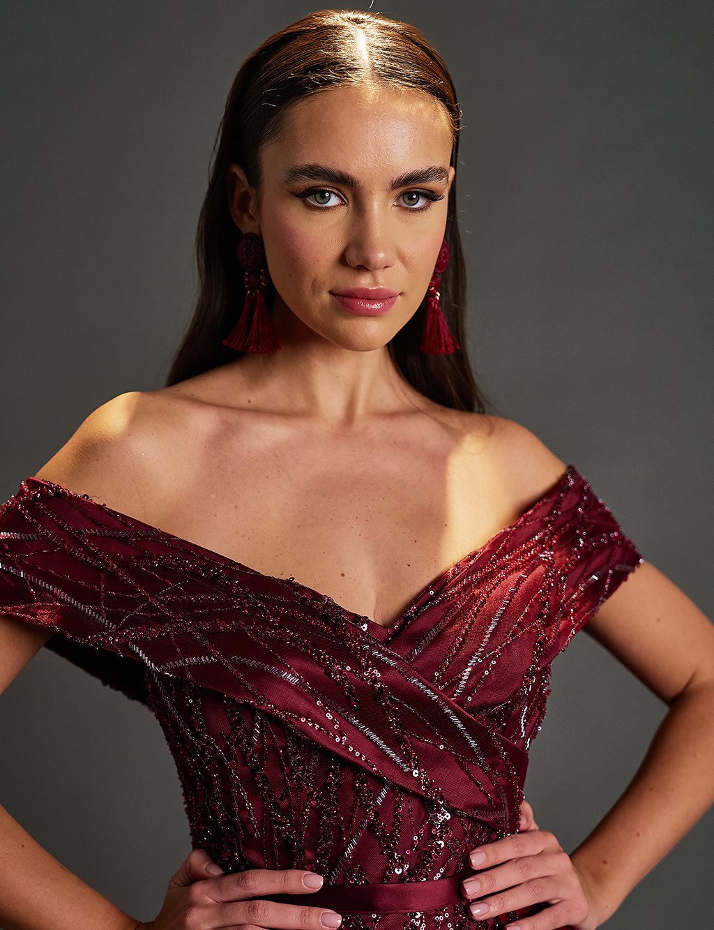Removable Tulle Detailed Fish Form Evening Dress Claret Red