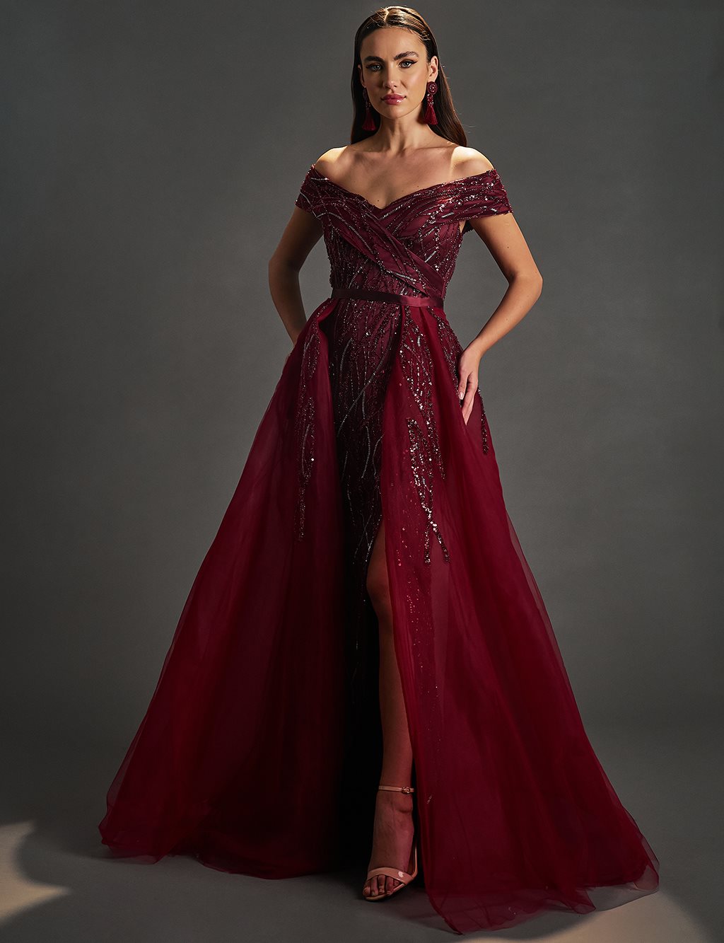 Removable Tulle Detailed Fish Form Evening Dress Claret Red