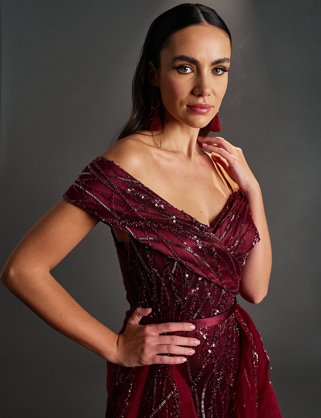 Removable Tulle Detailed Fish Form Evening Dress Claret Red