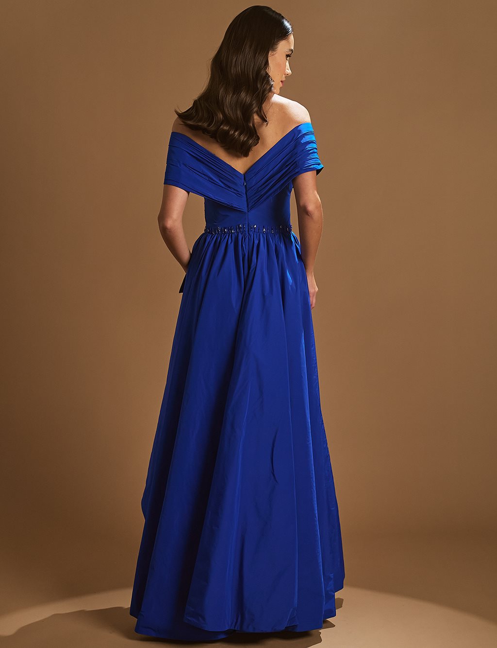 Düşük Omuz Taş İşlemeli Abiye Parlament