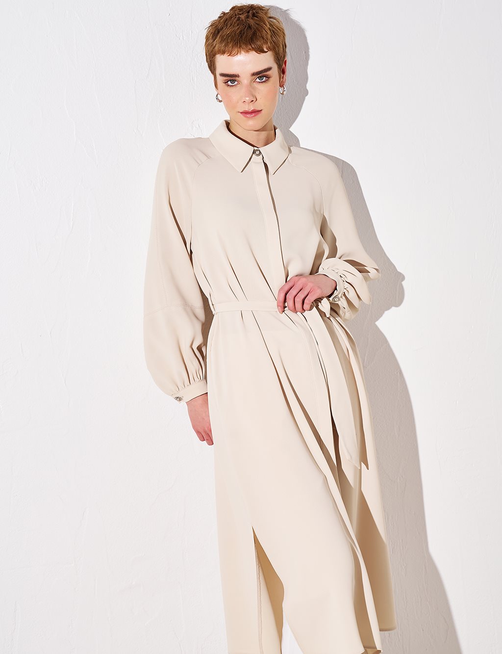 Belted Balloon Sleeve Wear and Go Cream
