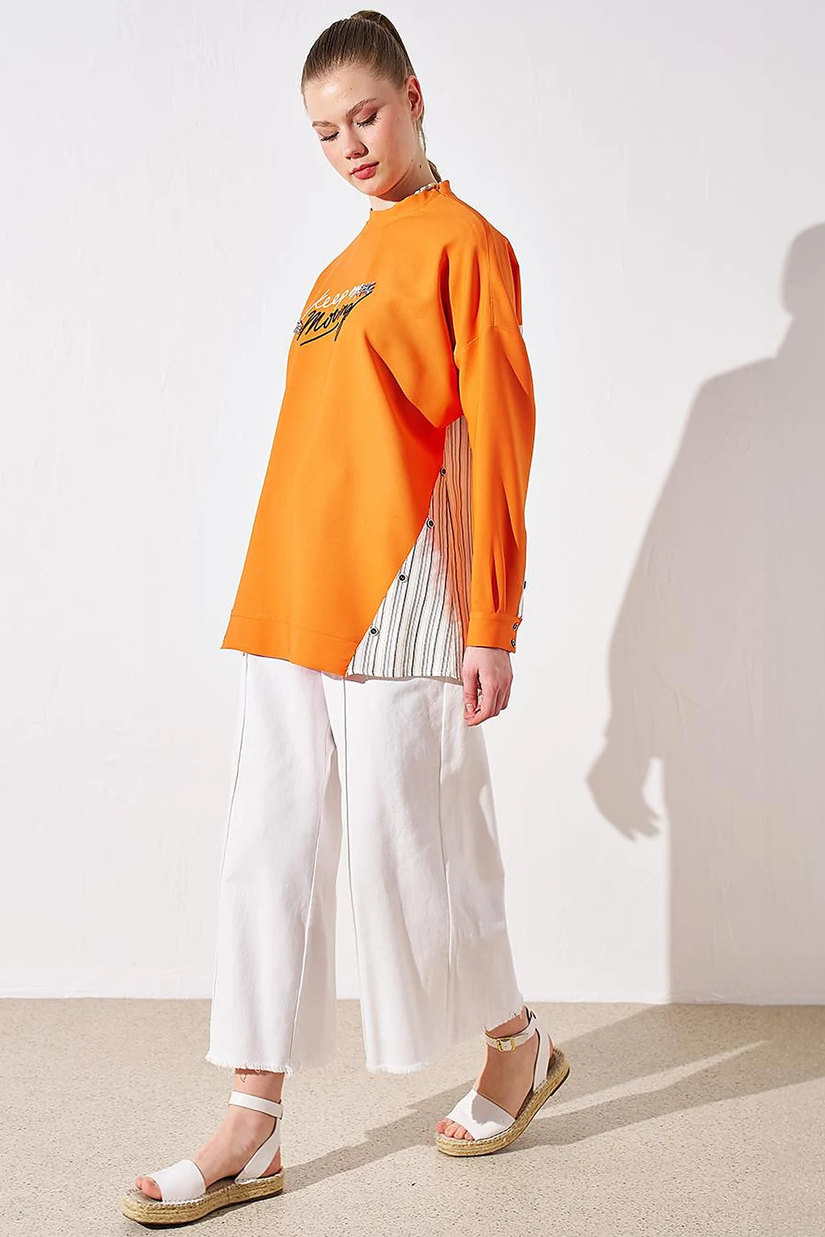 Striped Pattern Mix Sweatshirt Orange