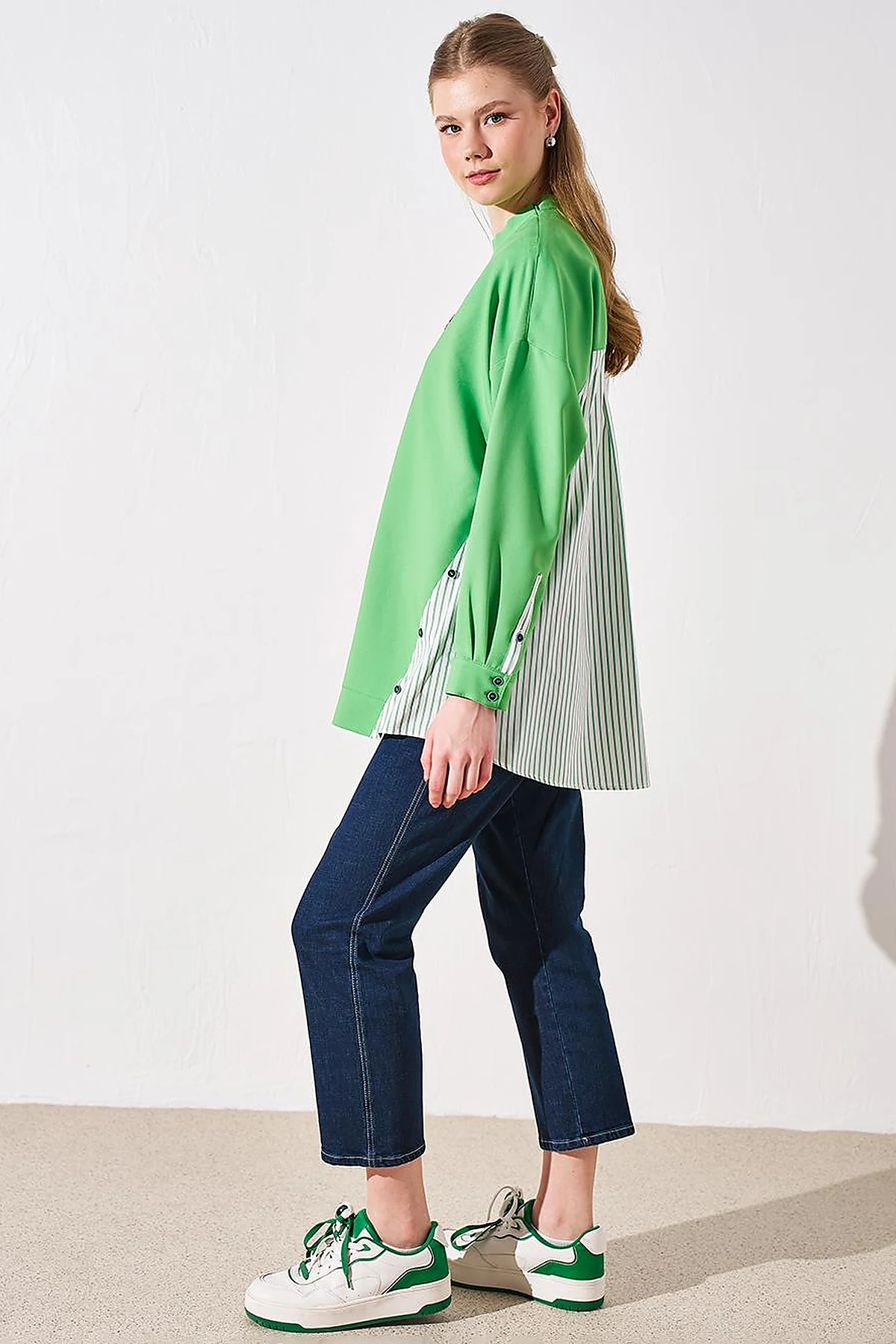 Striped Pattern Mix Sweatshirt Clover Green