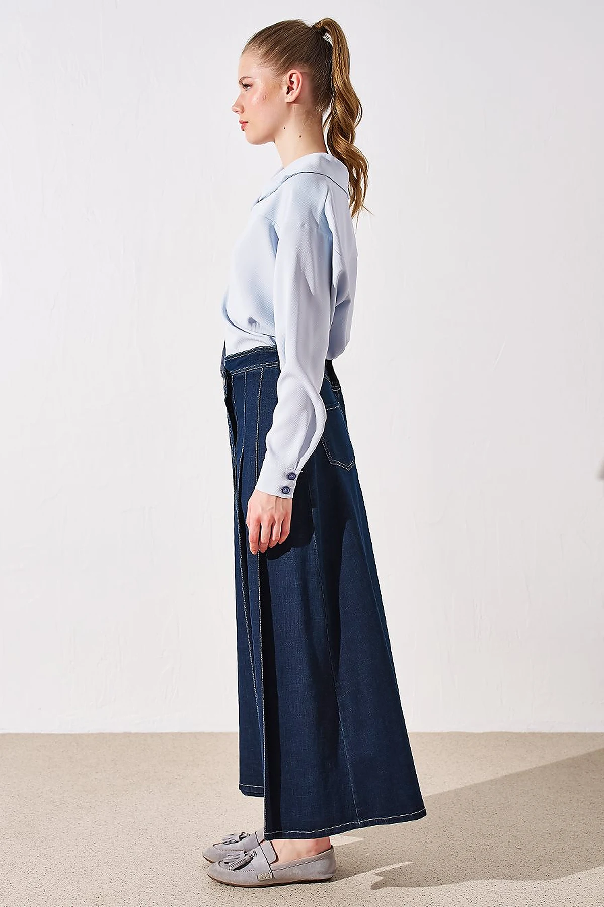Cross Button Pleated Denim Skirt Navy Blue