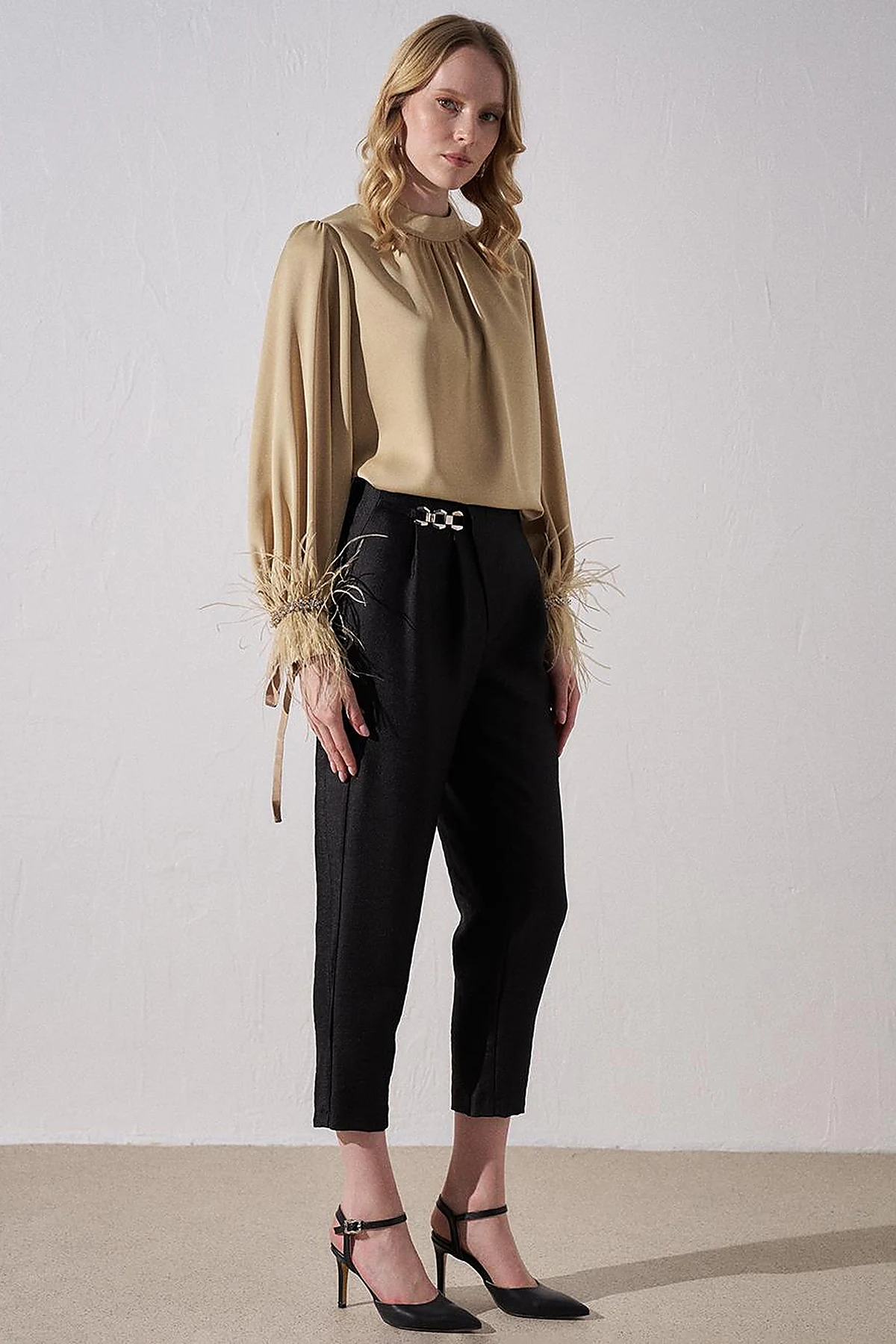 Jacquard Accessory Detailed Carrot Pants Black