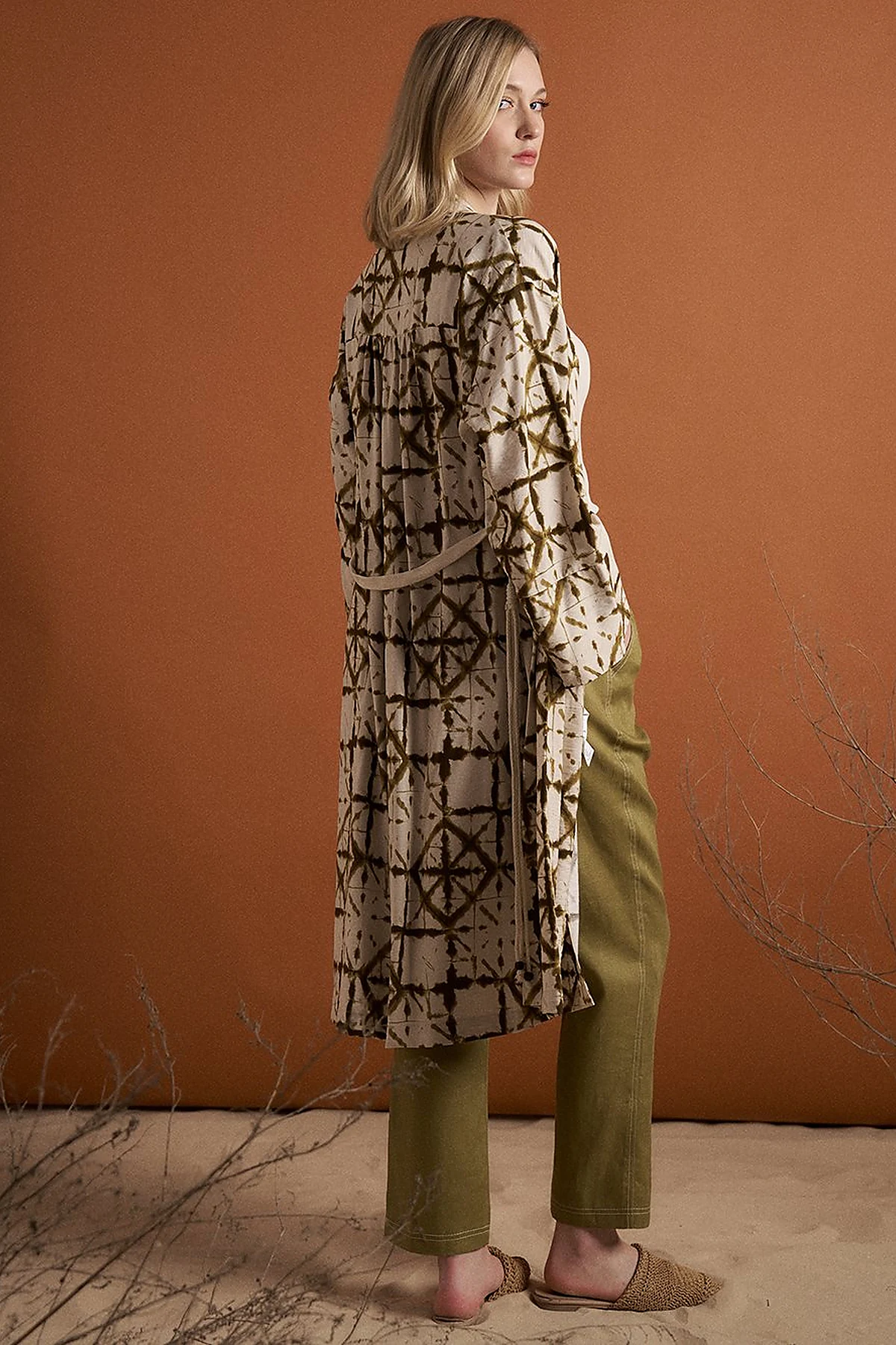 Soyut Desenli Kimono Haki 