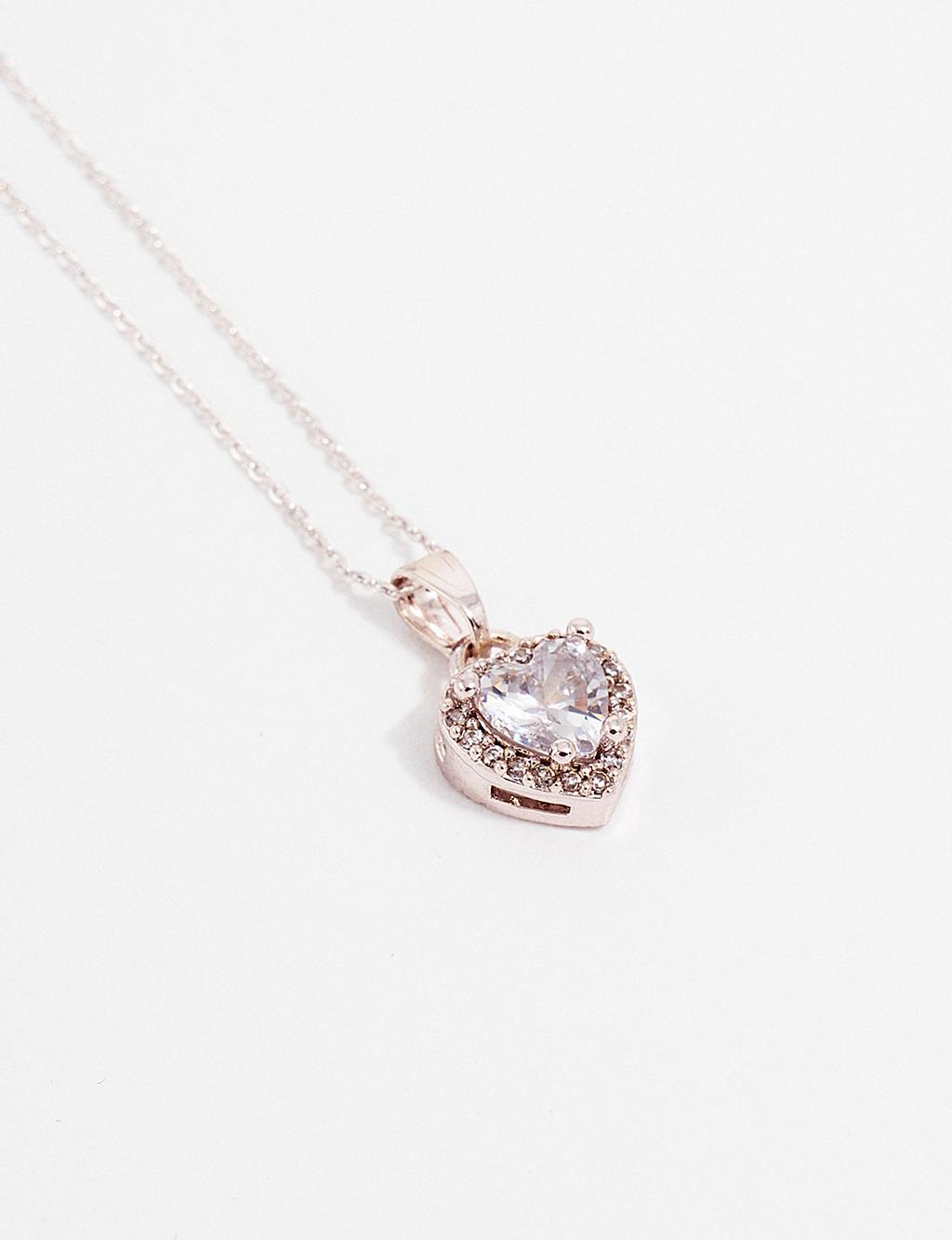 Heart Figured Necklace Silver