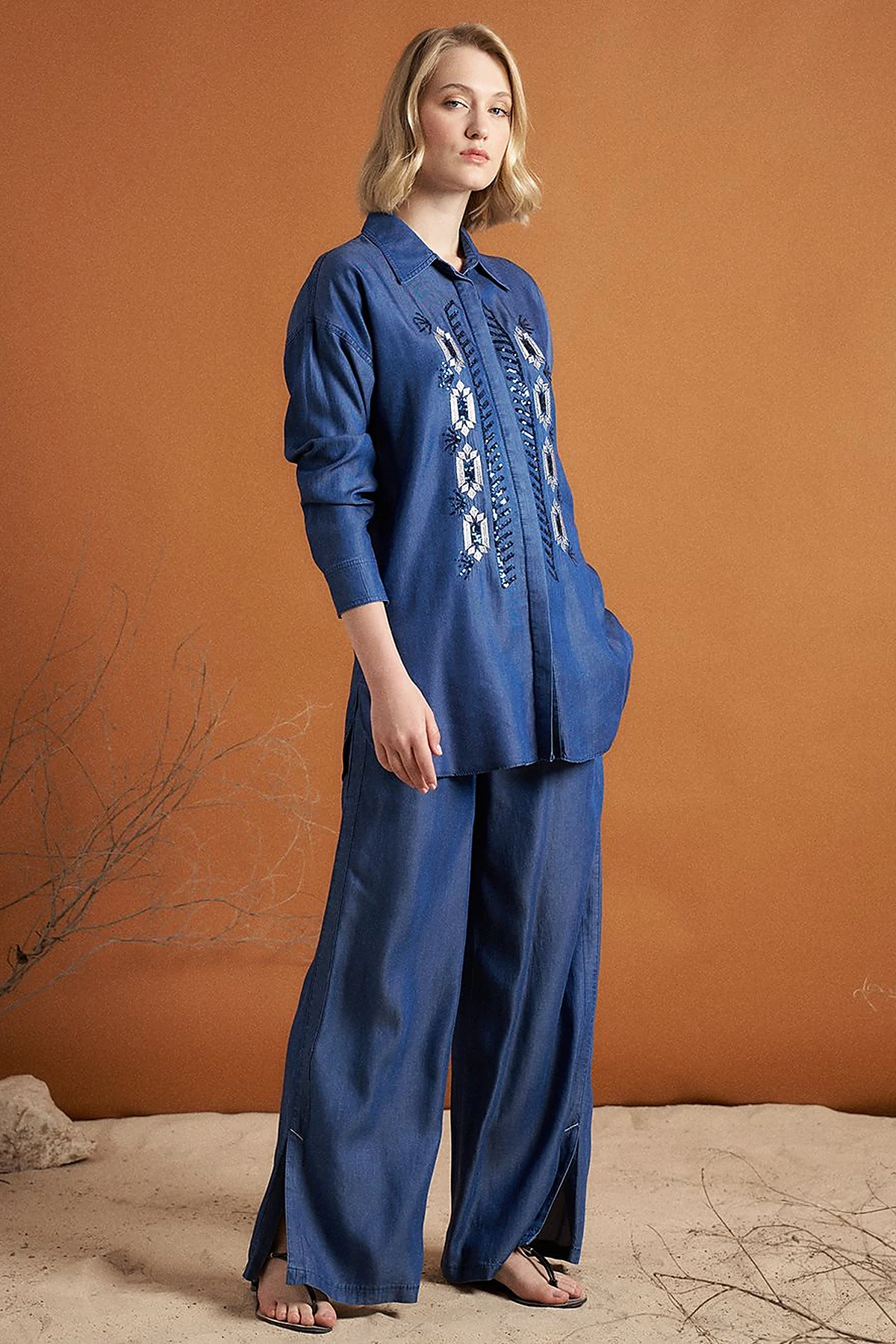 Embroidery and Sequin Embroidered Double Set Indigo