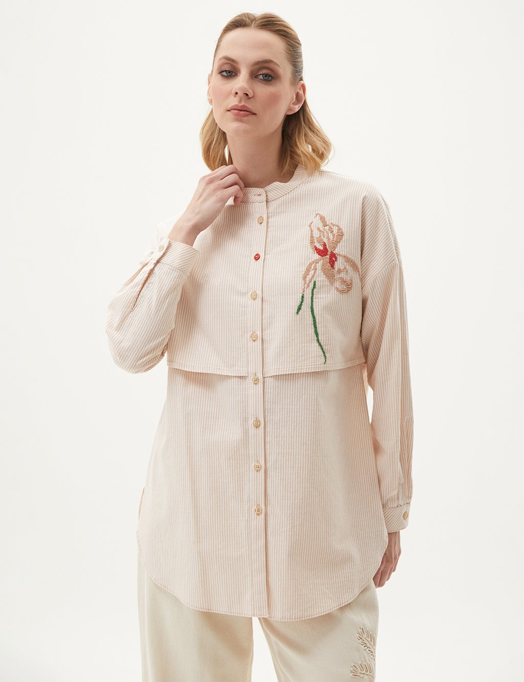 Layer Detailed Embroidered Tunic Cream