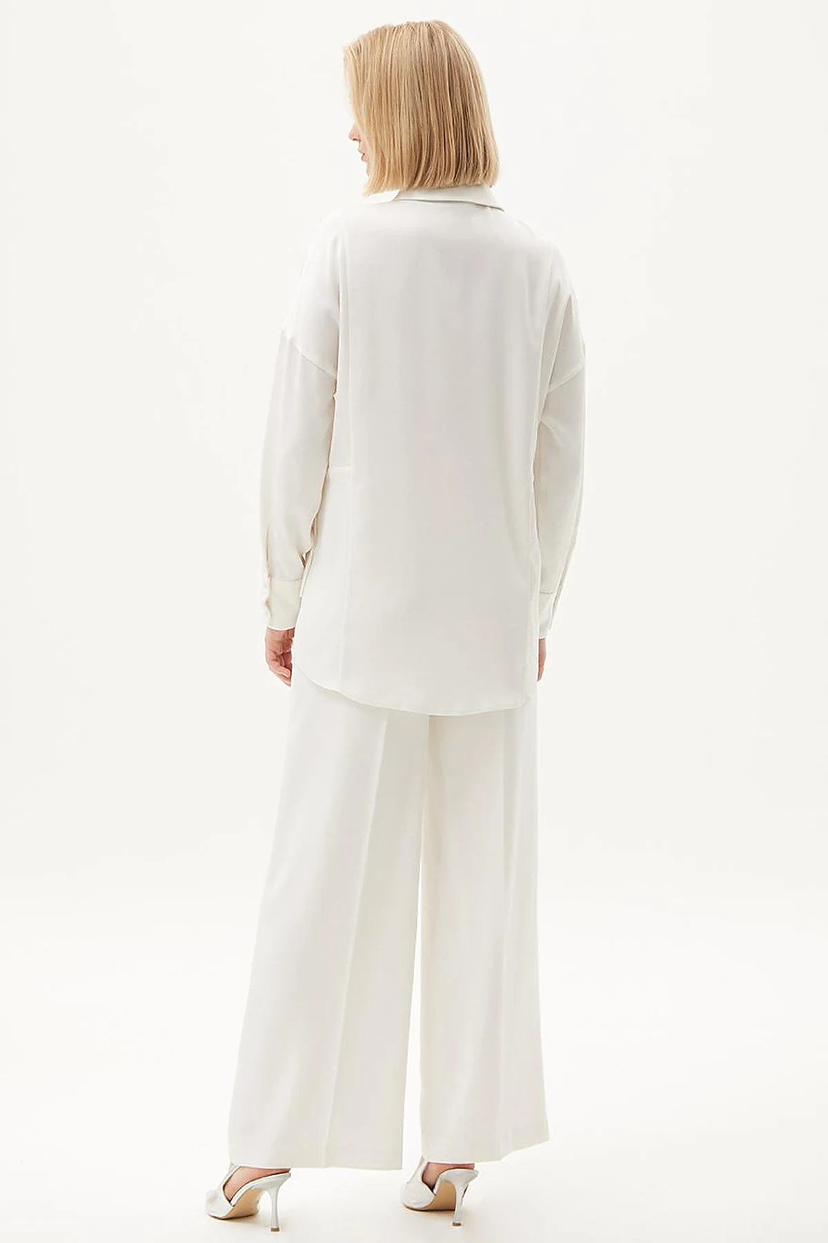 Patı İşlemeli Saten Tunik Ekru 