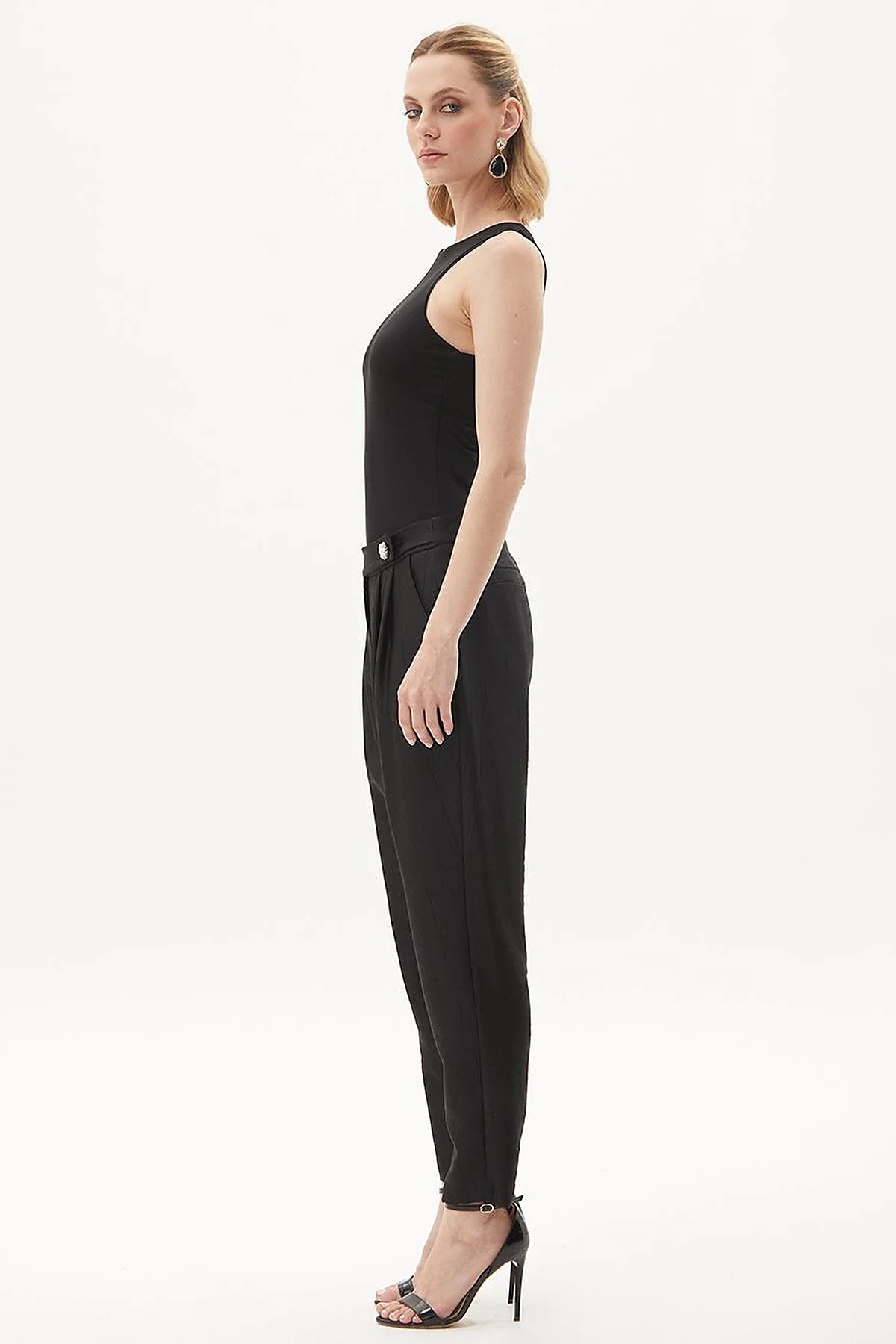 Button Detailed Jacquard Carrot Pants Black