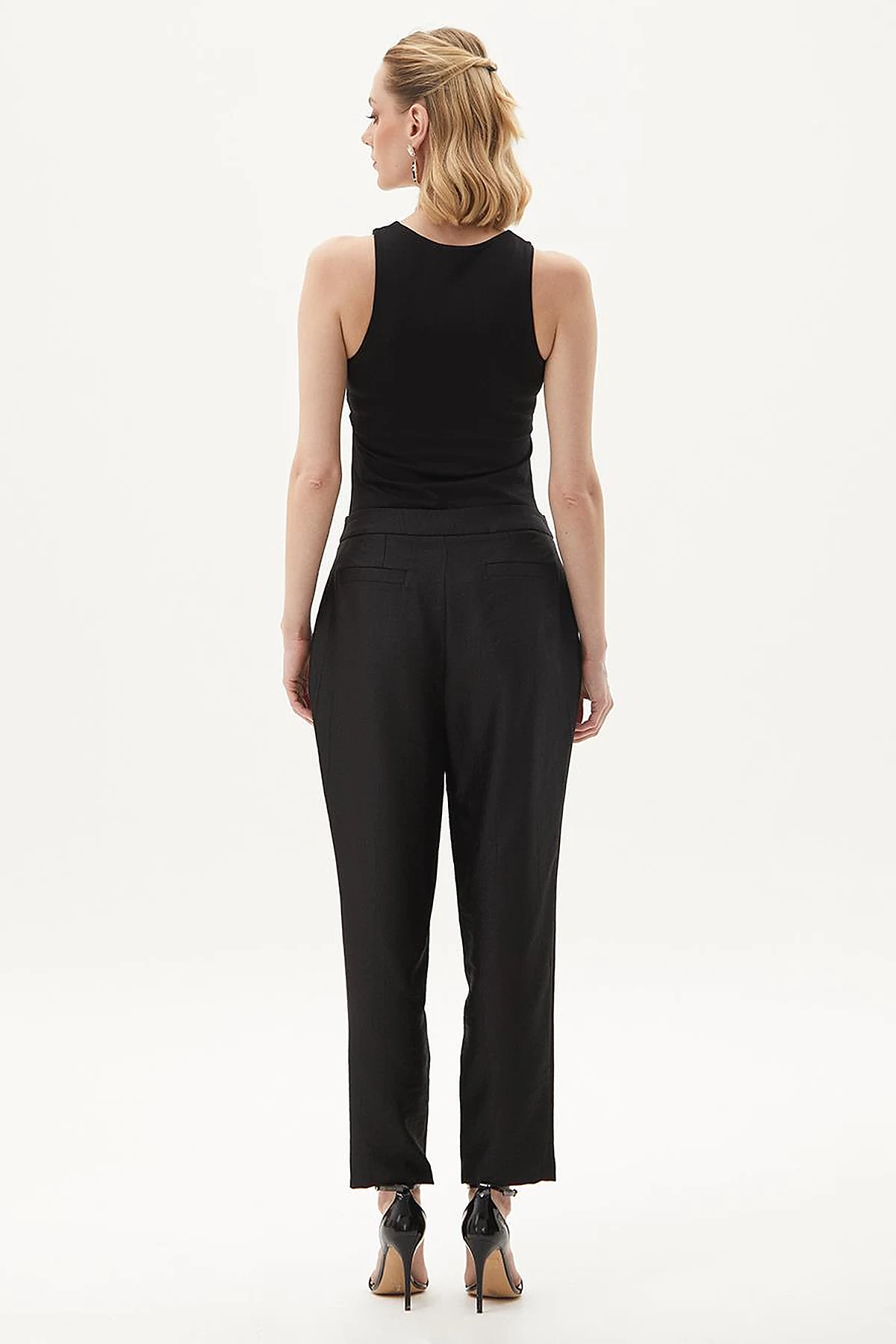 Button Detailed Jacquard Carrot Pants Black
