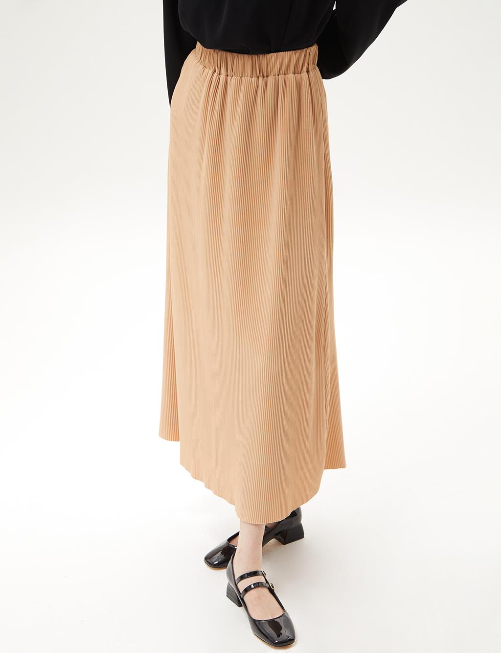 Elastic Waist Pleated Skirt Beige